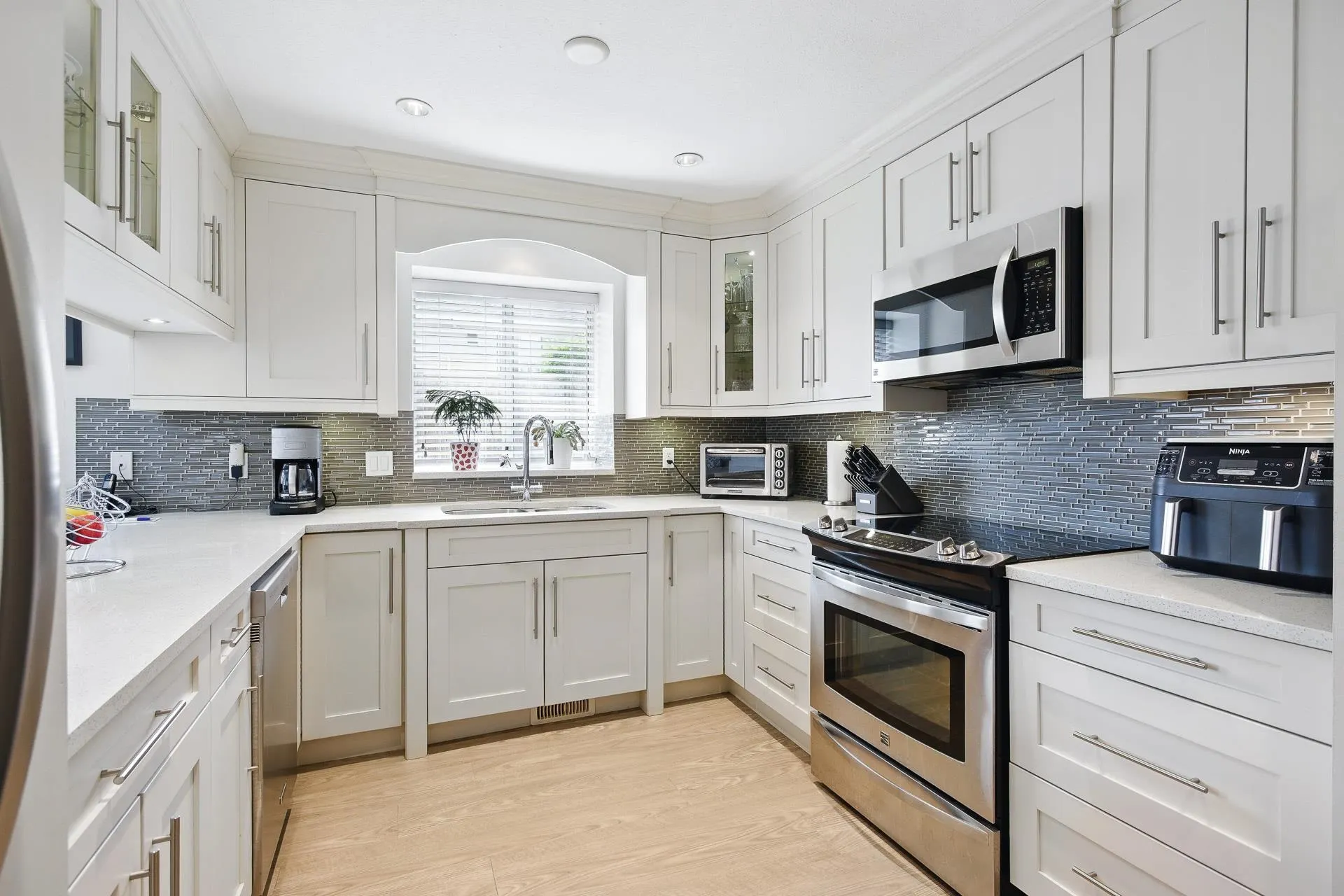 11441 Surrey Road