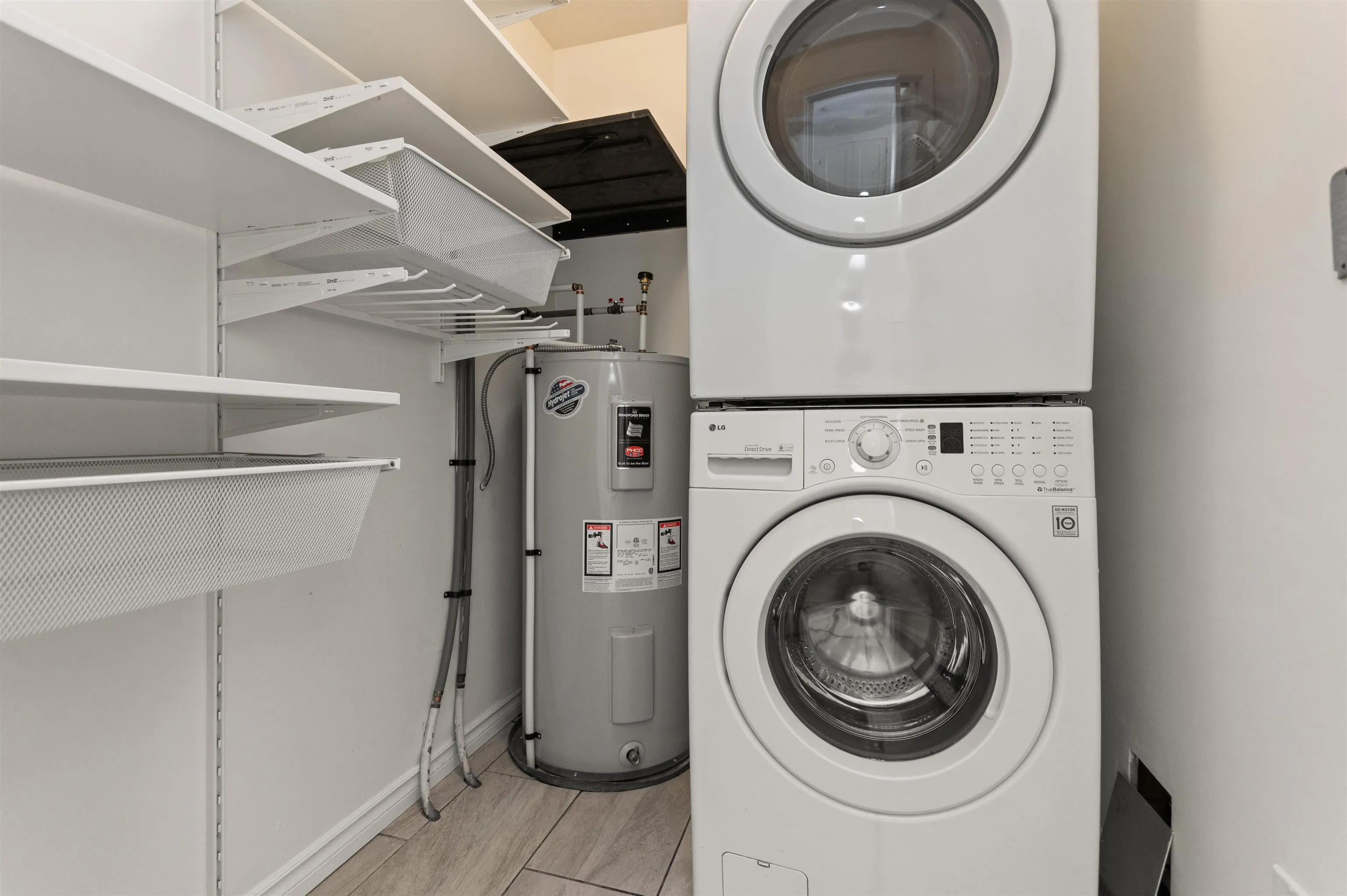 201 7415 Shaw Avenue