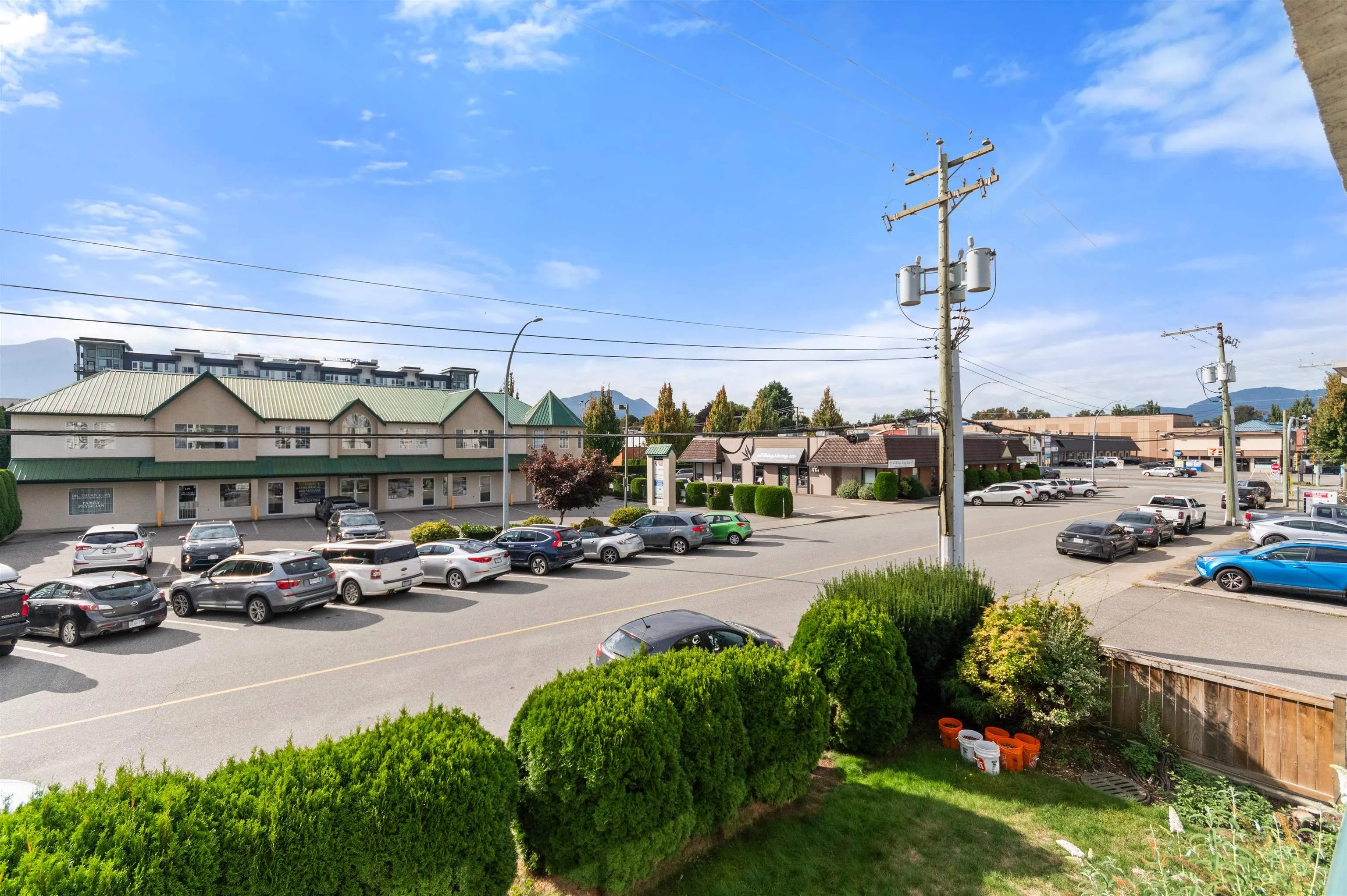 201 7415 Shaw Avenue