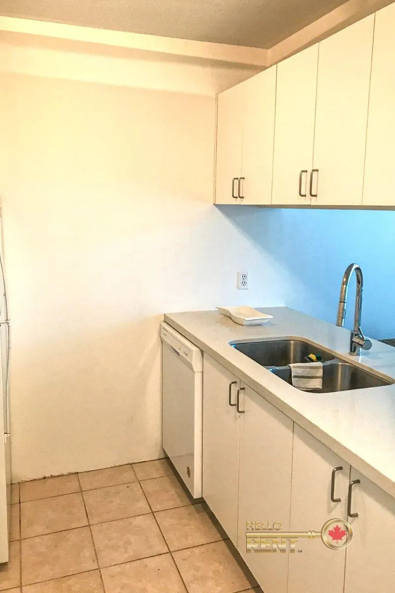 605 438 Seymour Street