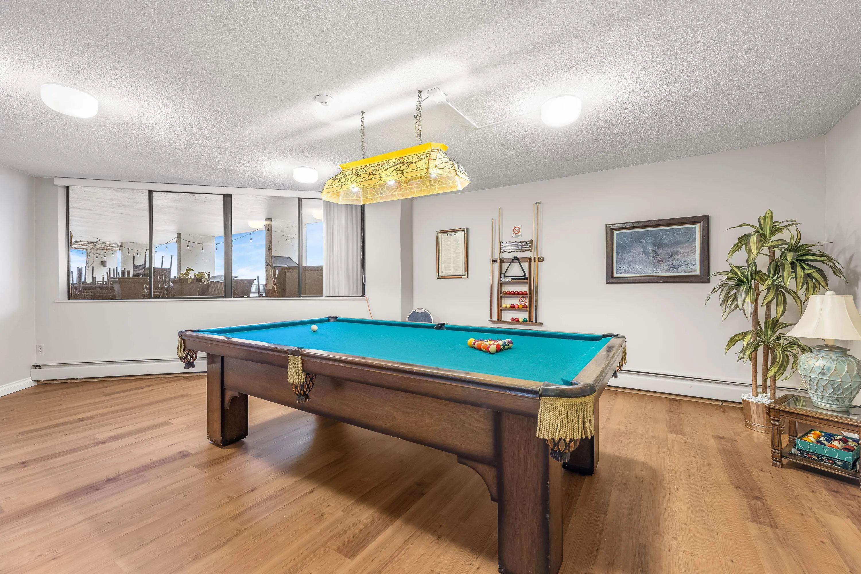 405 1480 Foster Street