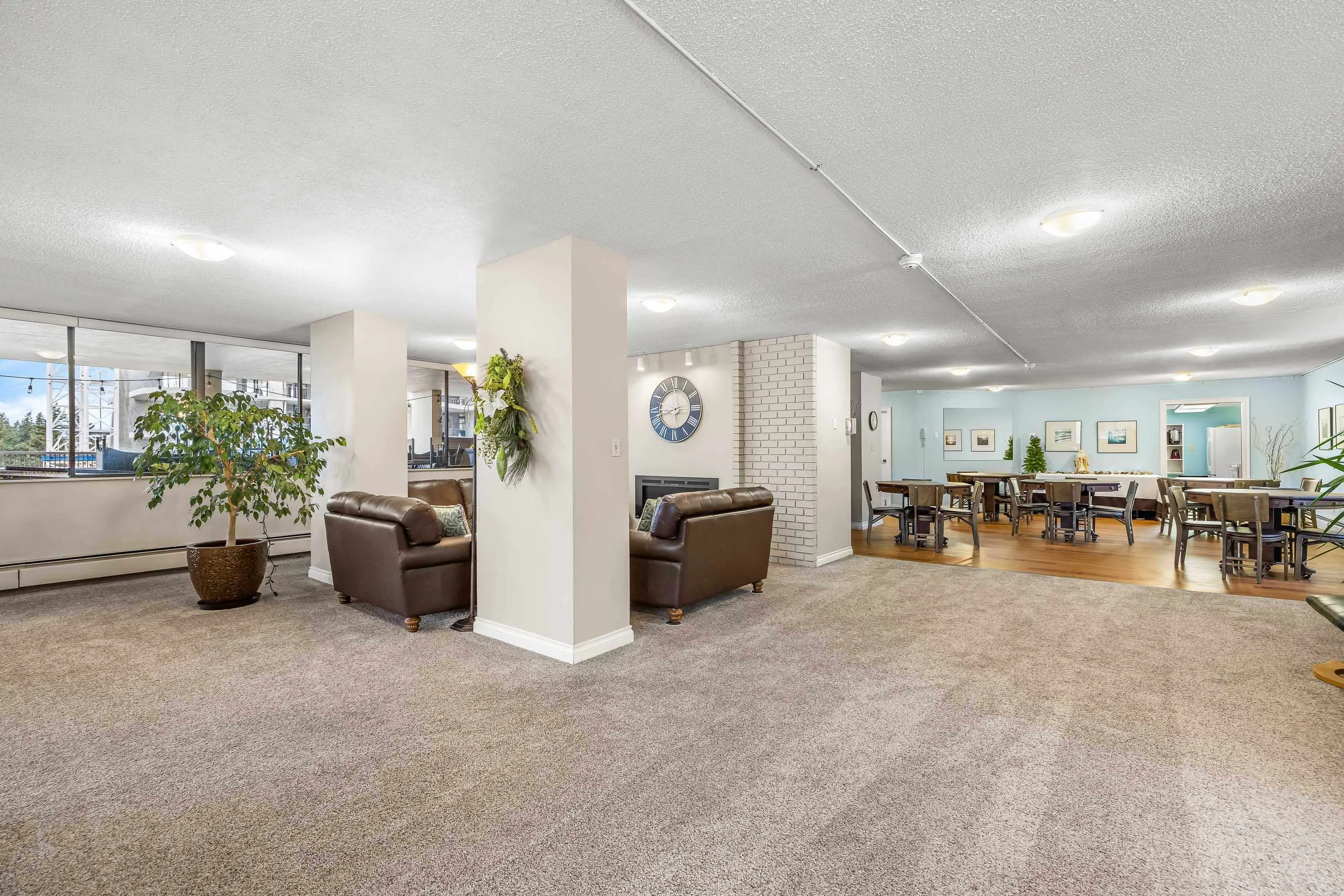 405 1480 Foster Street