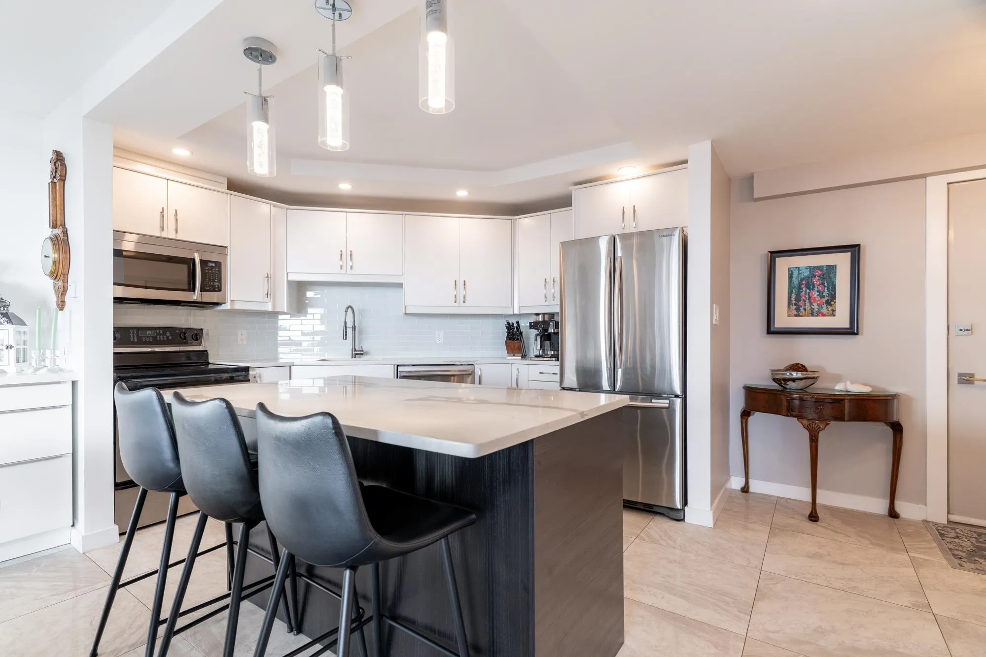 405 1480 Foster Street