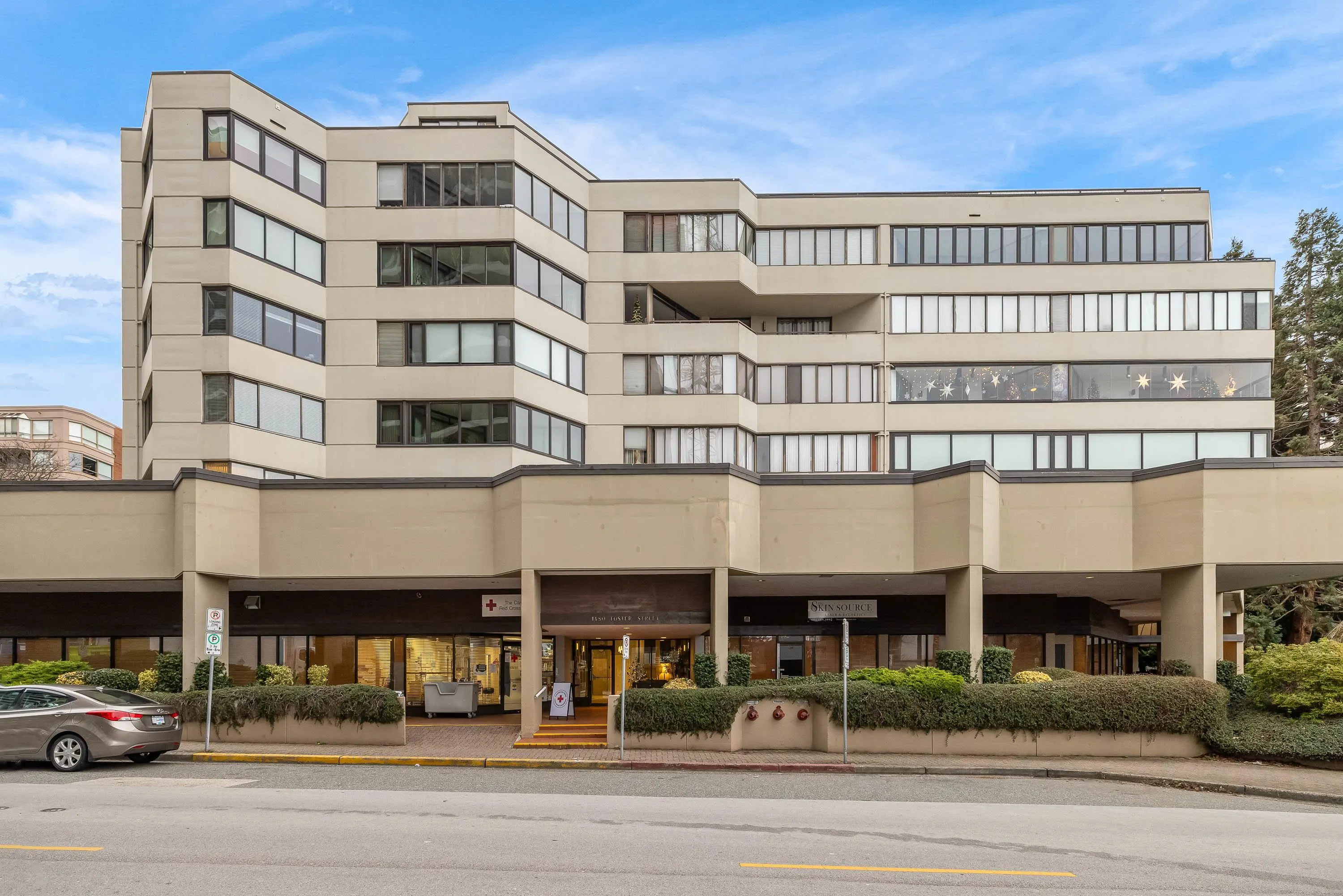 405 1480 Foster Street