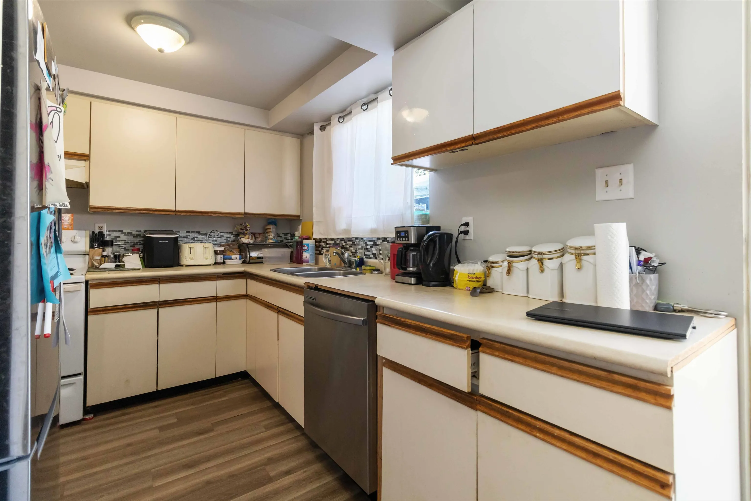 32369 Grebe Crescent