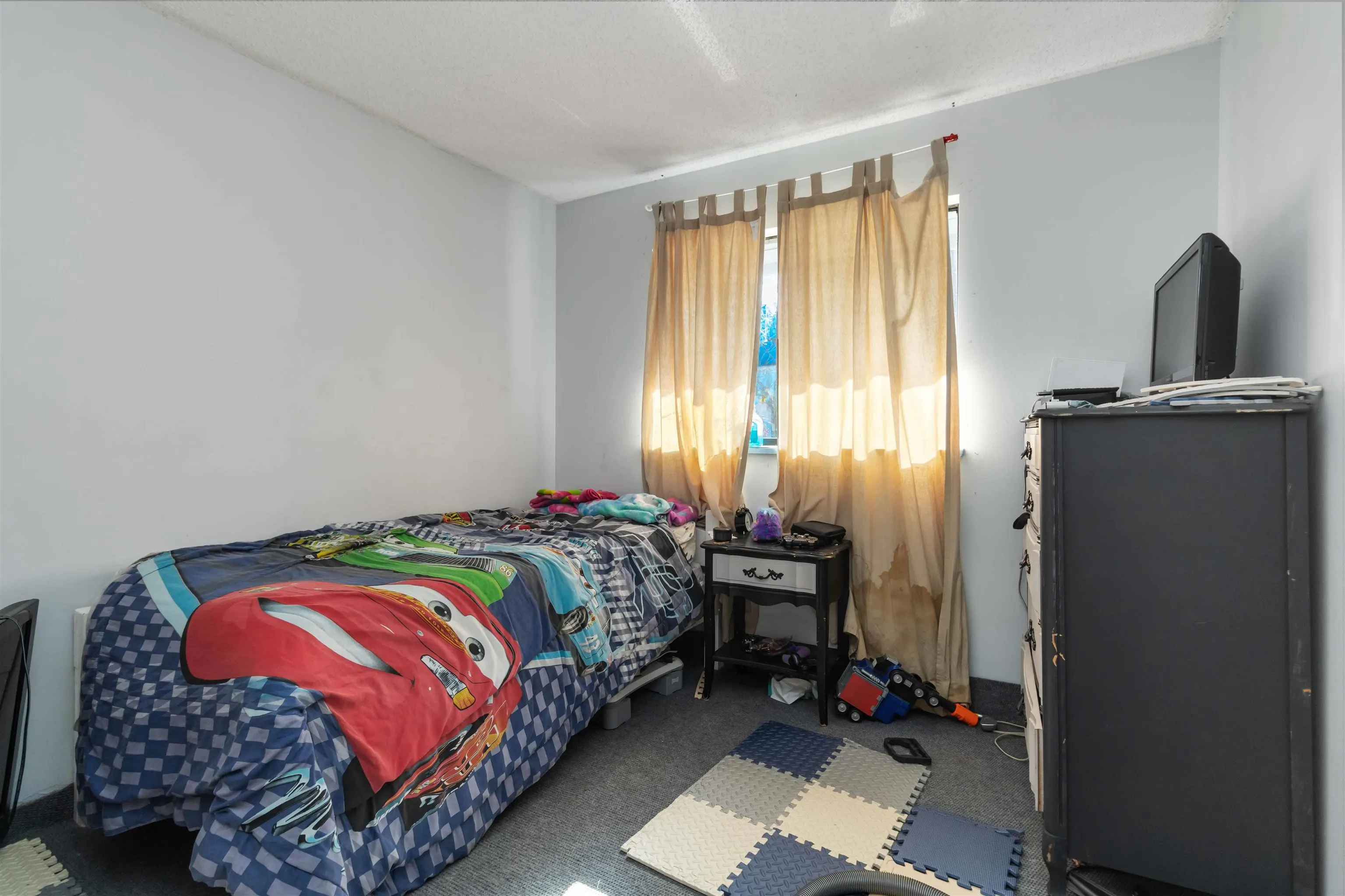 32369 Grebe Crescent