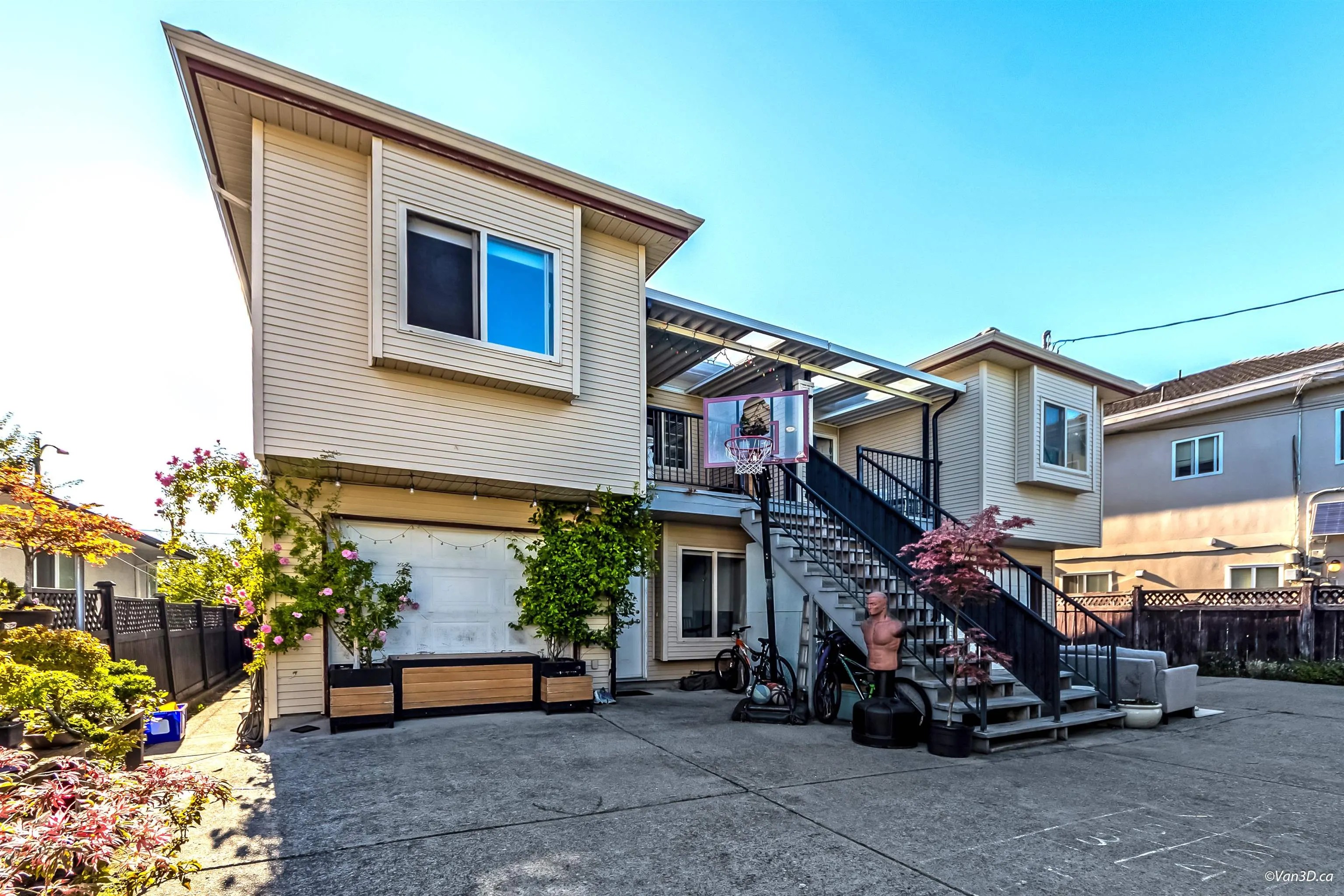 7778 Main Street