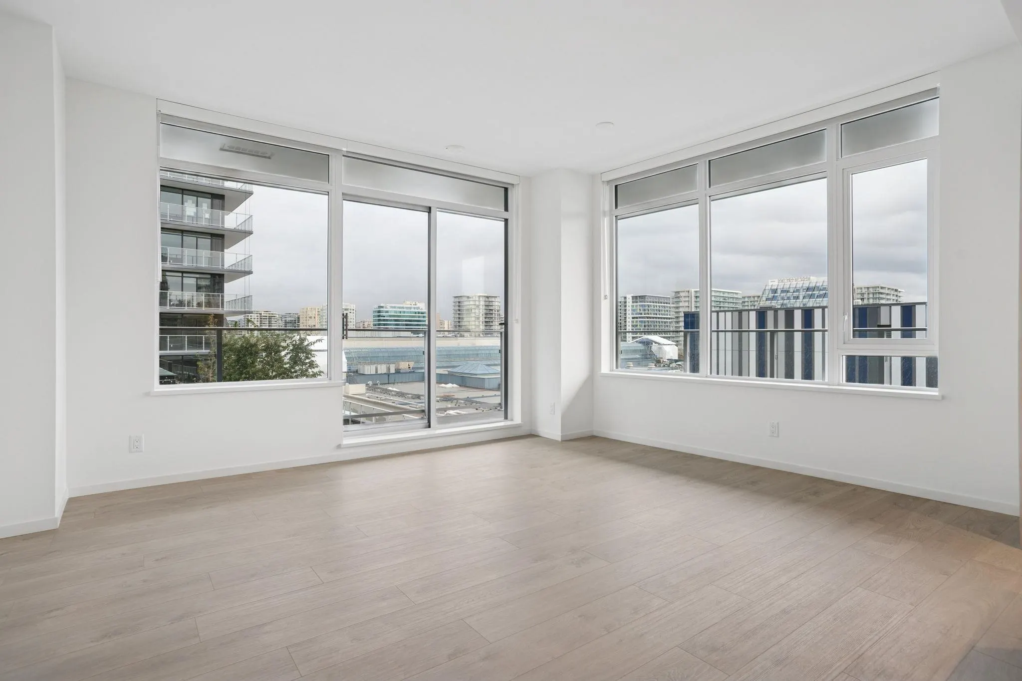 553 6500 Minoru Boulevard