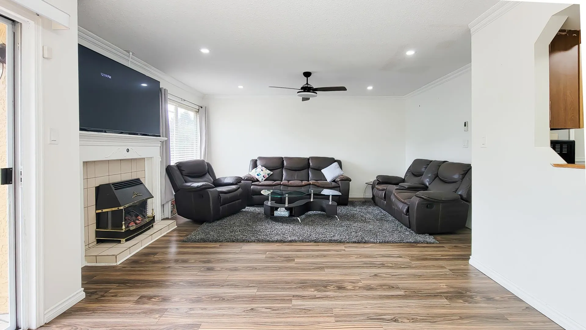 9 2952 Nelson Place