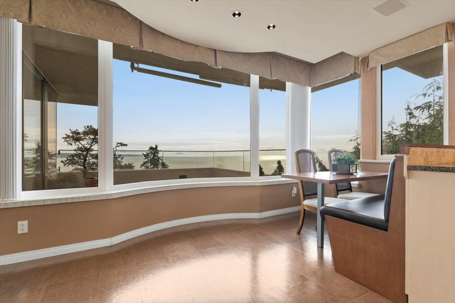 301 15050 Prospect Avenue