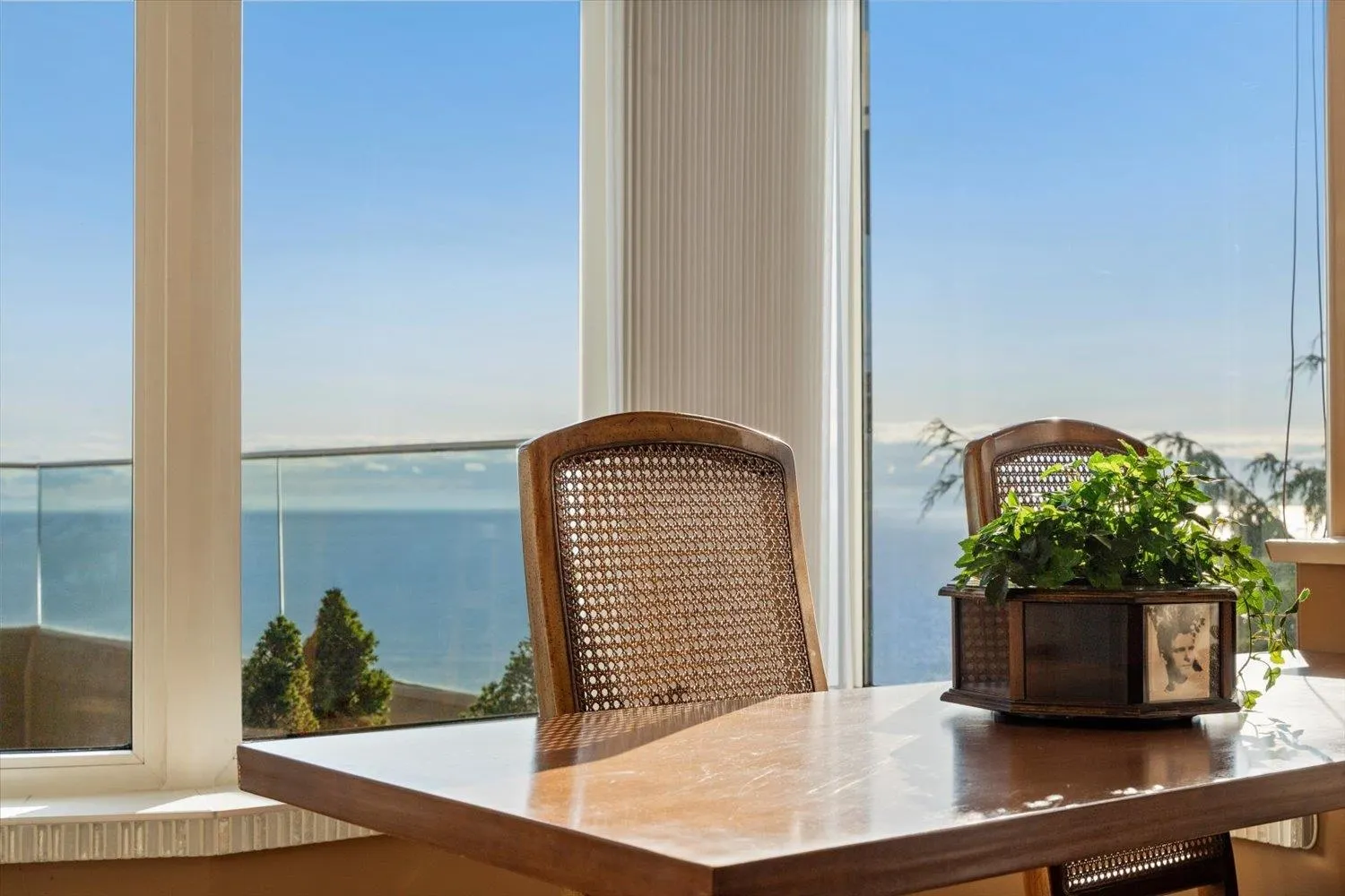 301 15050 Prospect Avenue