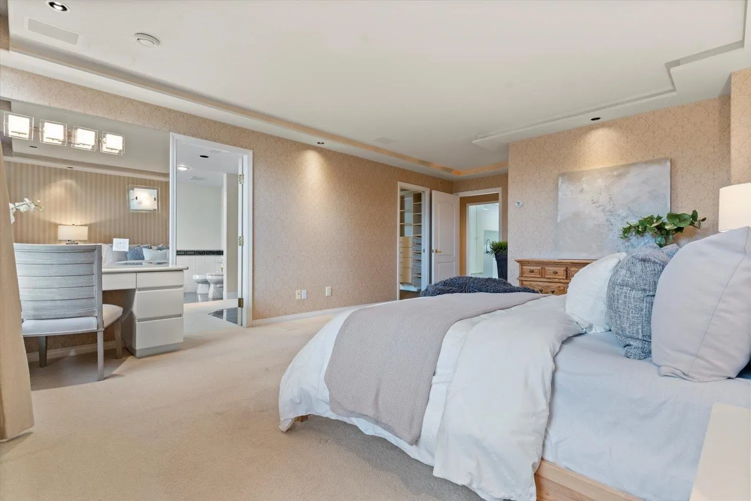 301 15050 Prospect Avenue