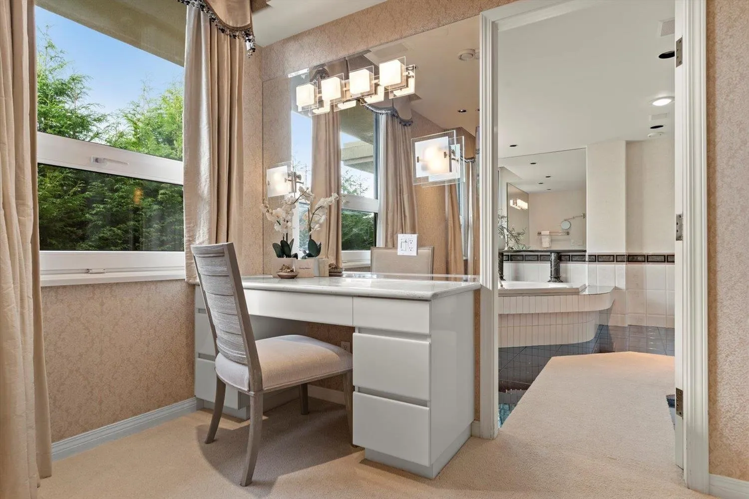 301 15050 Prospect Avenue