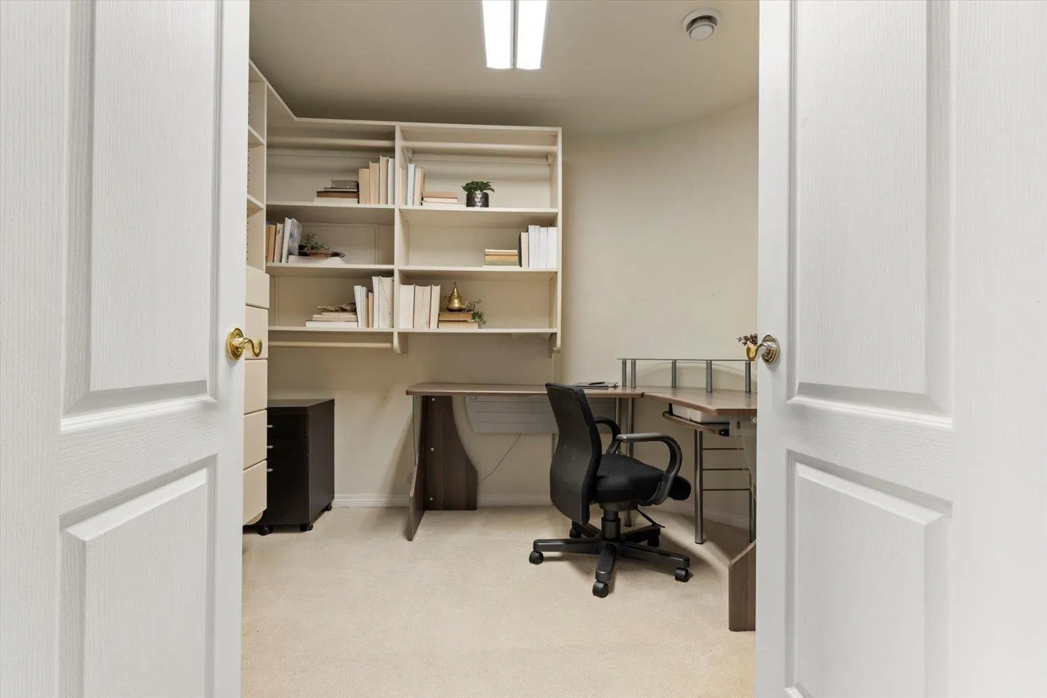 301 15050 Prospect Avenue