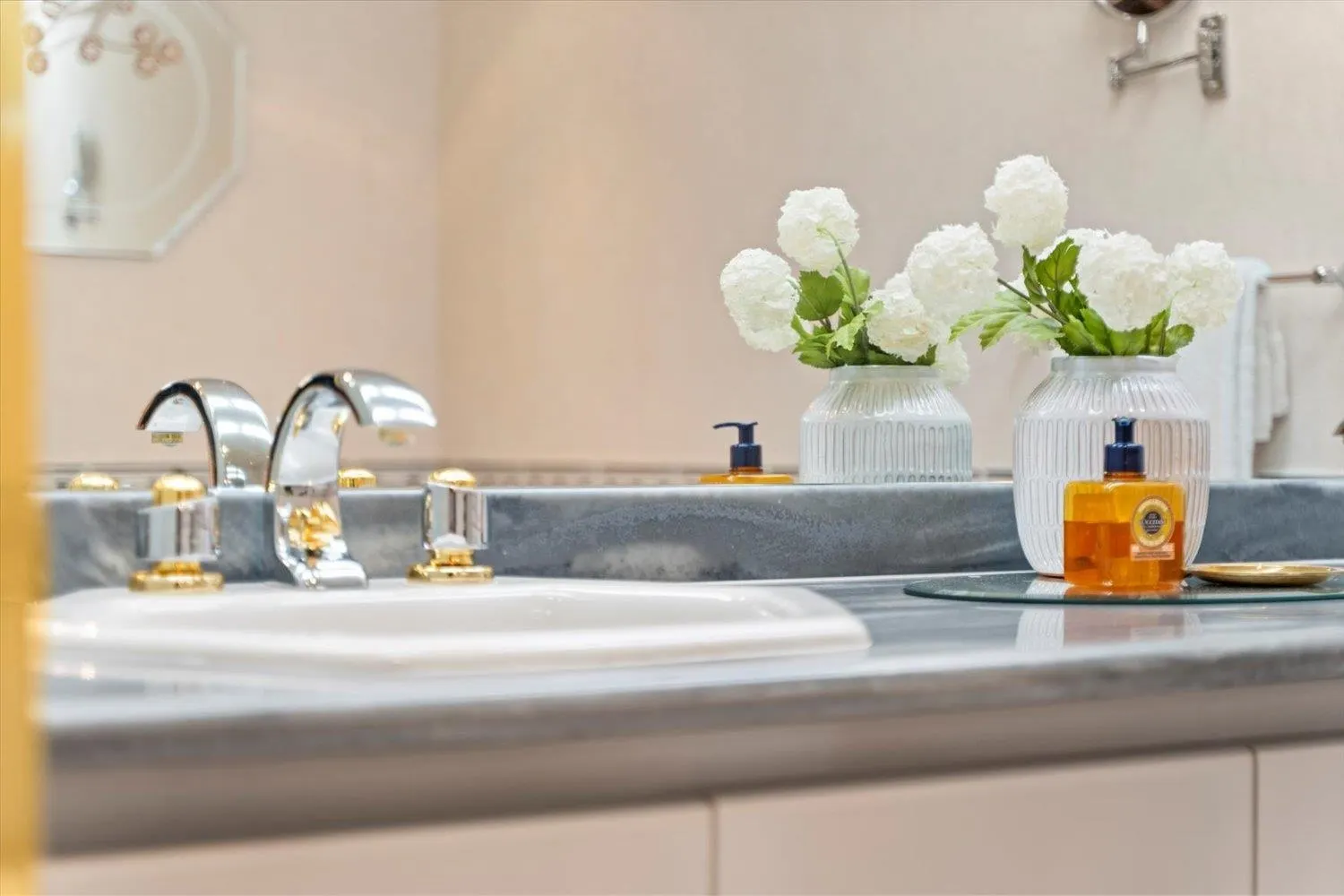 301 15050 Prospect Avenue