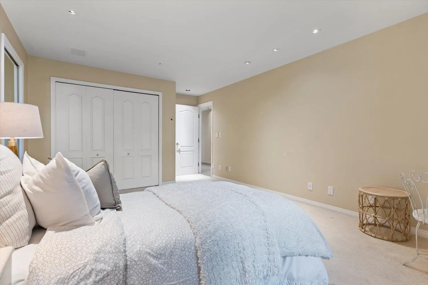 301 15050 Prospect Avenue