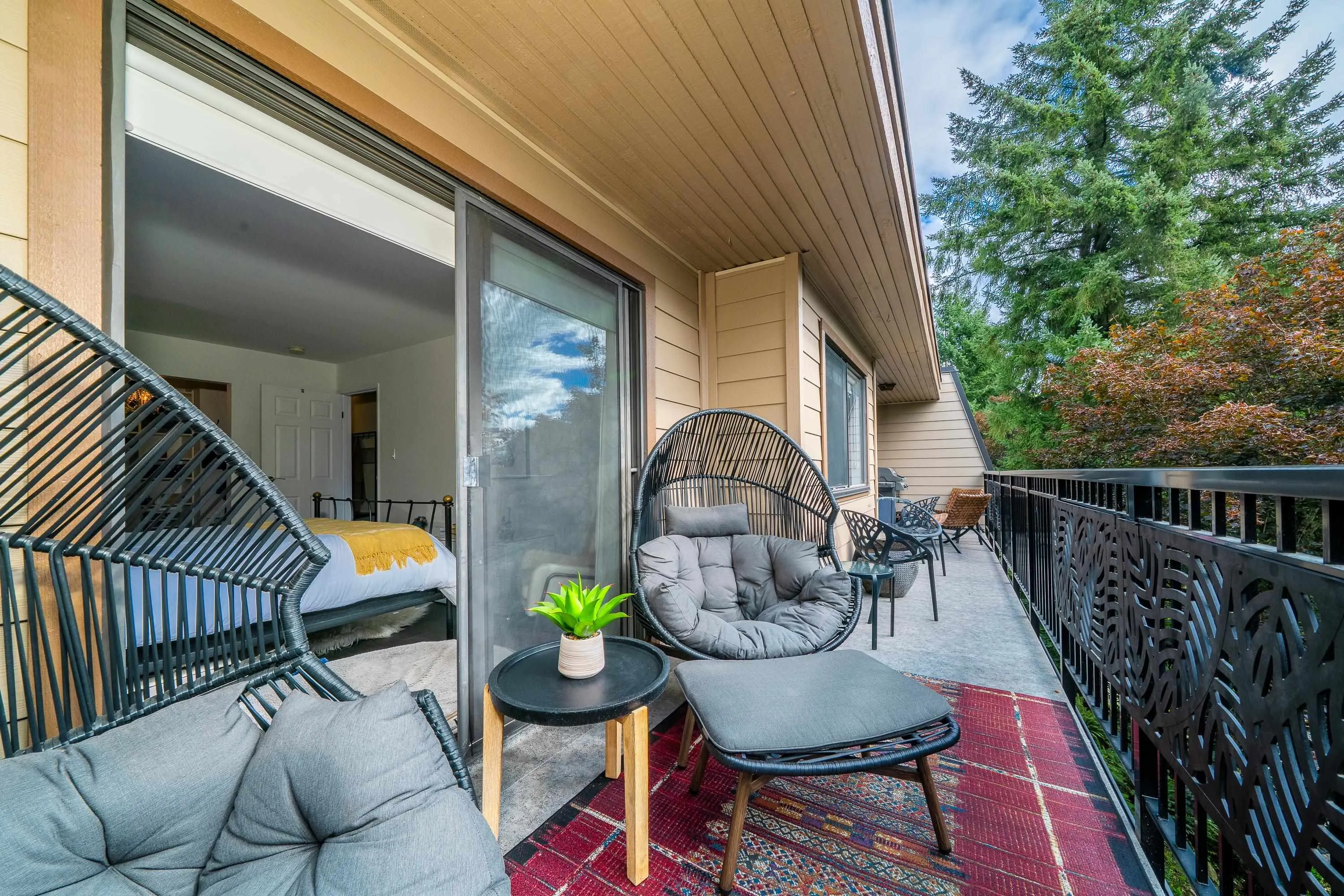 413 1385 Draycott Road