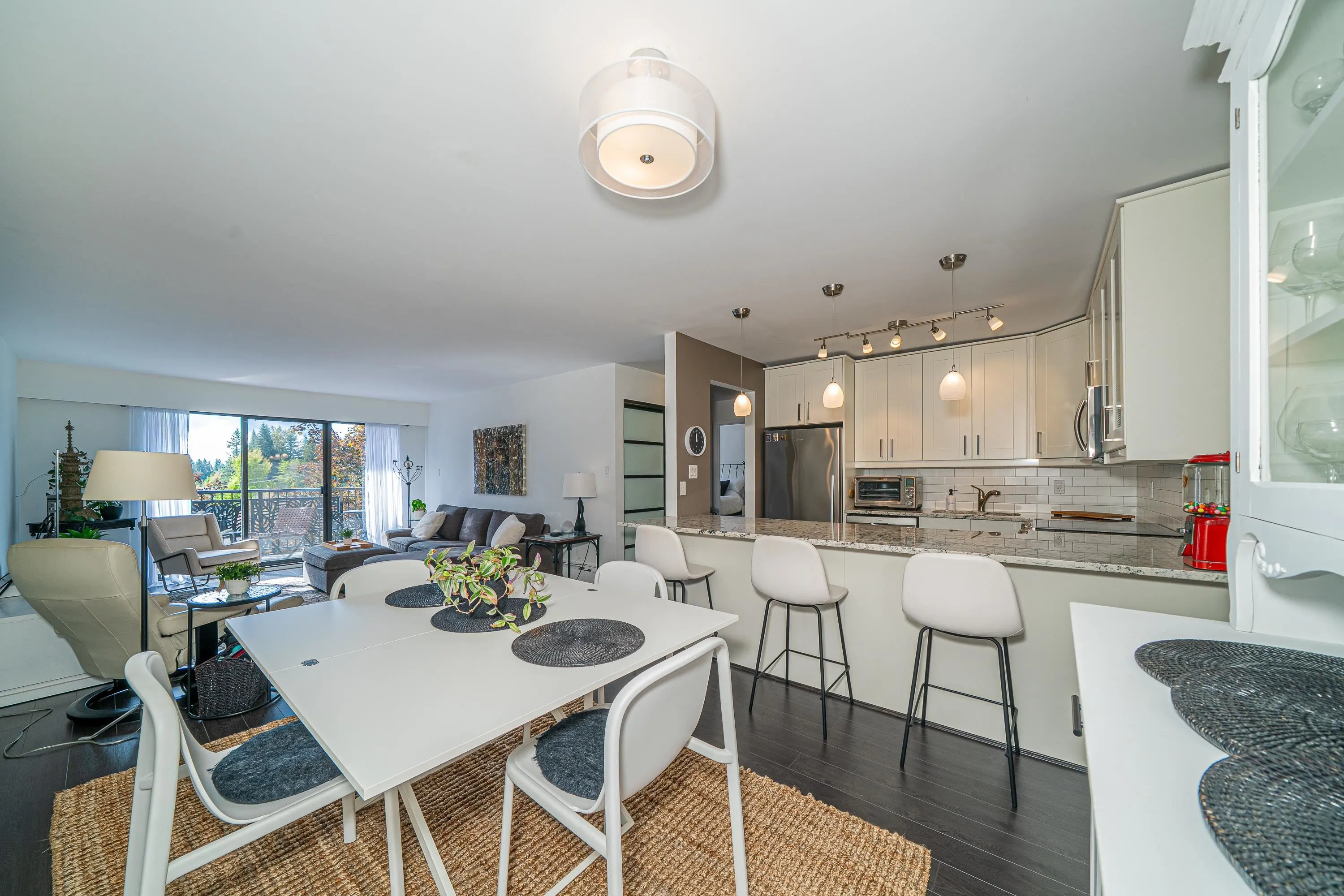 413 1385 Draycott Road