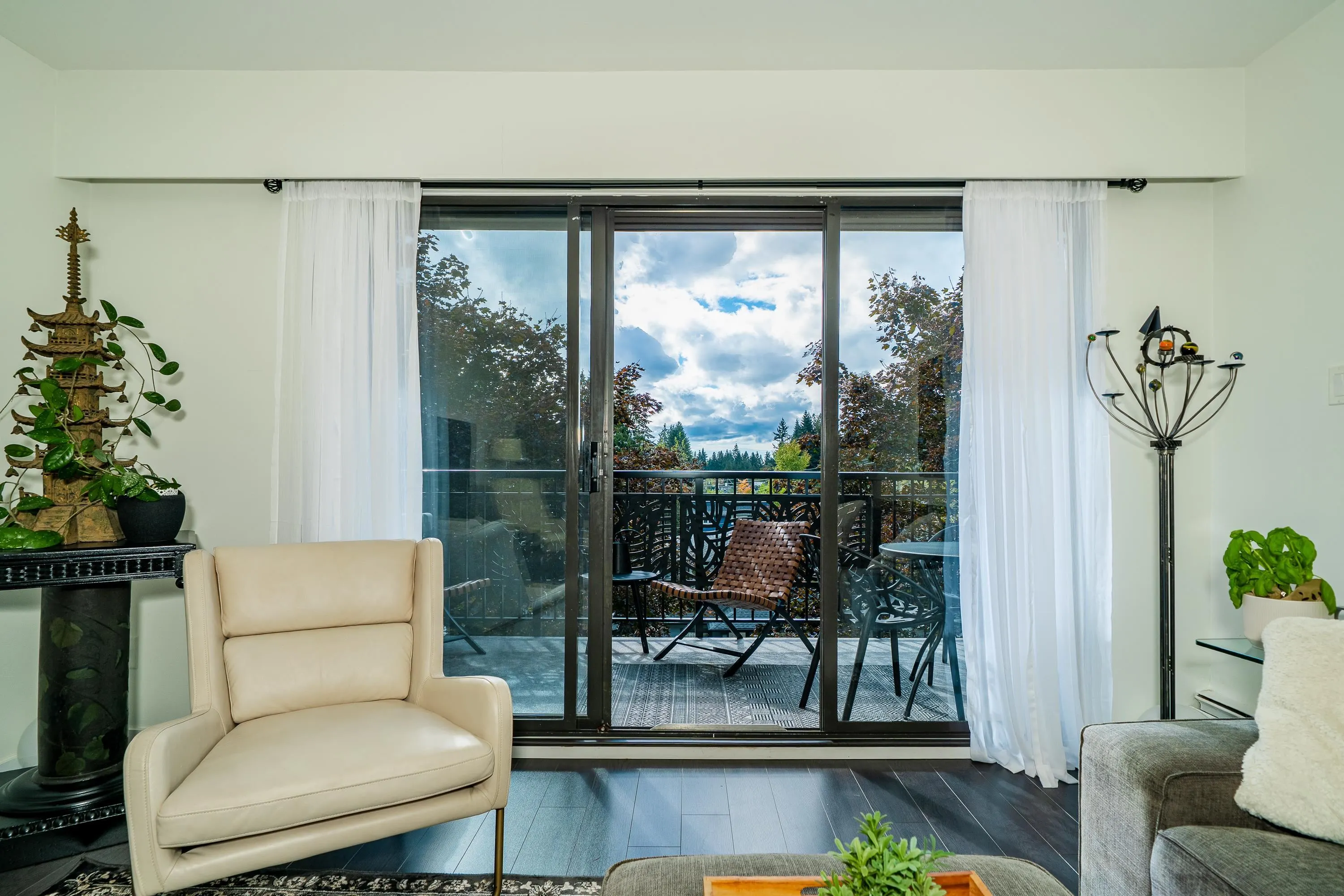 413 1385 Draycott Road