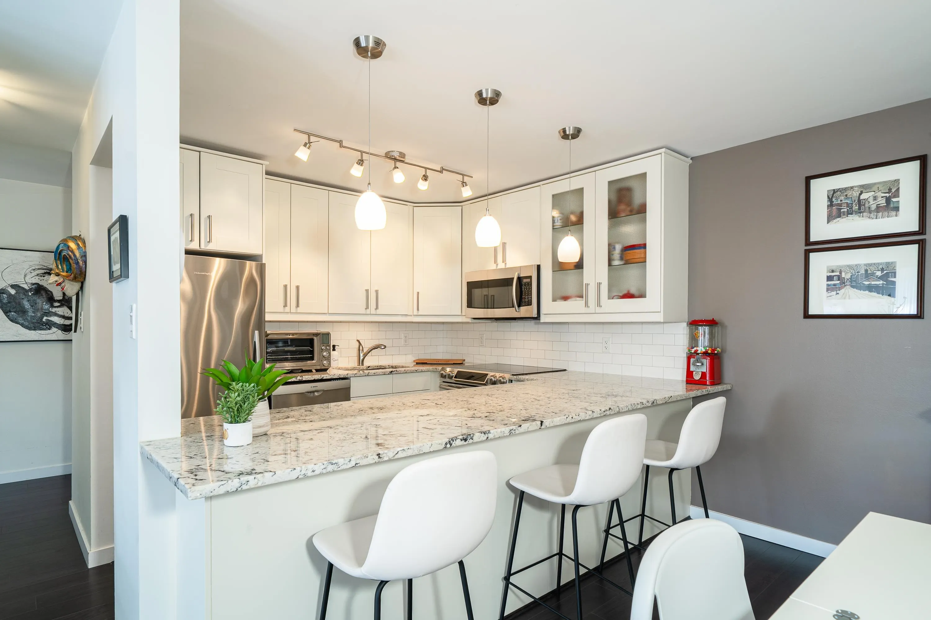 413 1385 Draycott Road