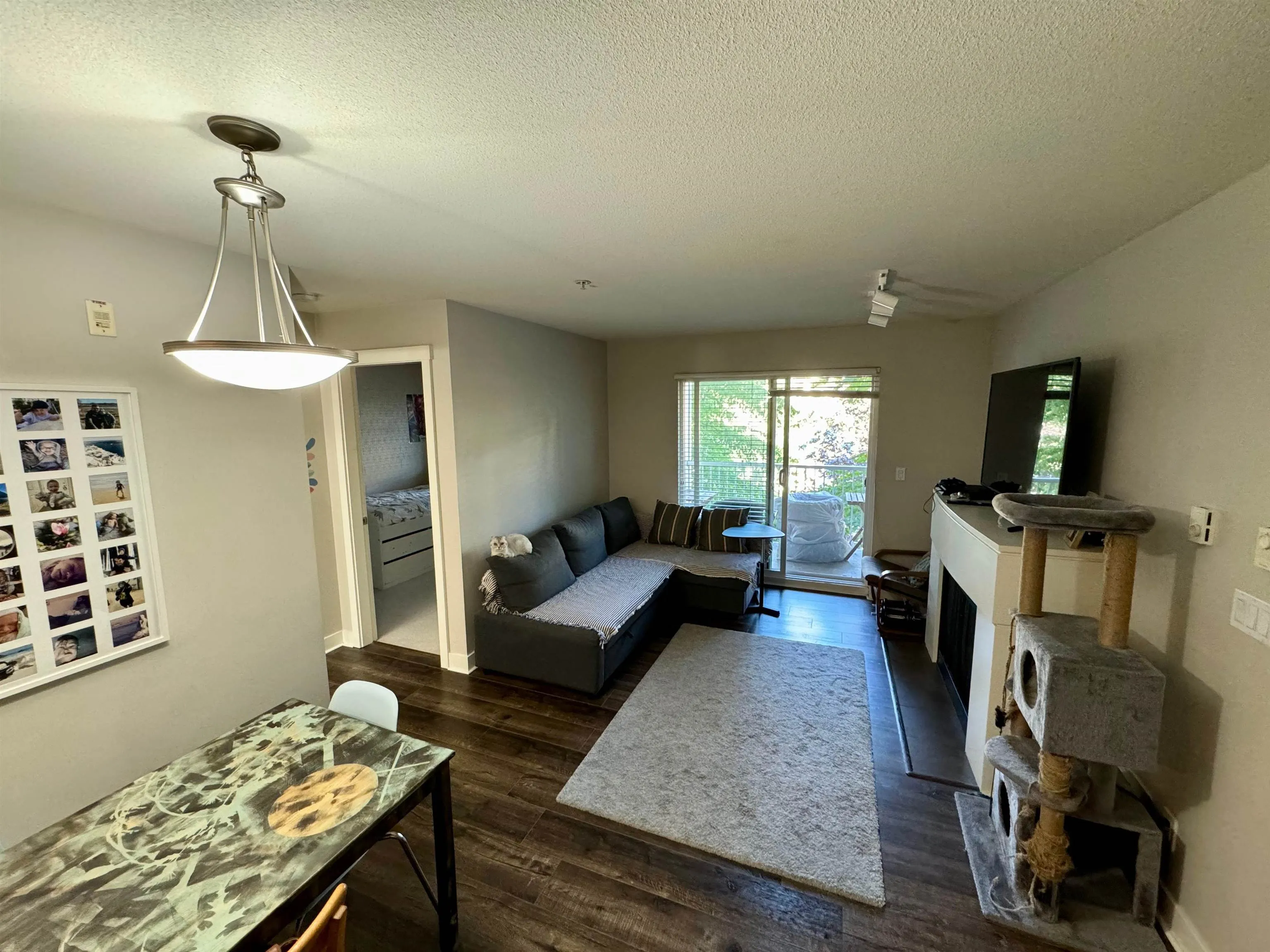 206 19388 65 Avenue
