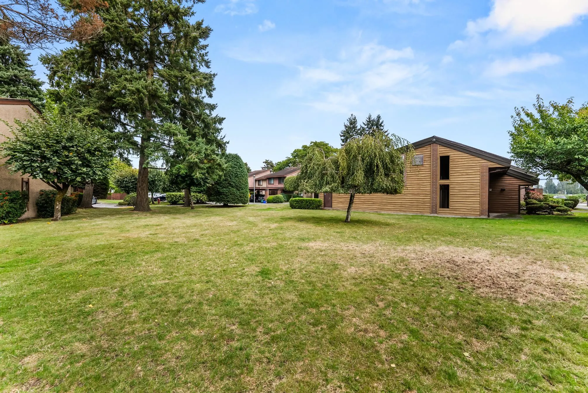 218 11791 King Road