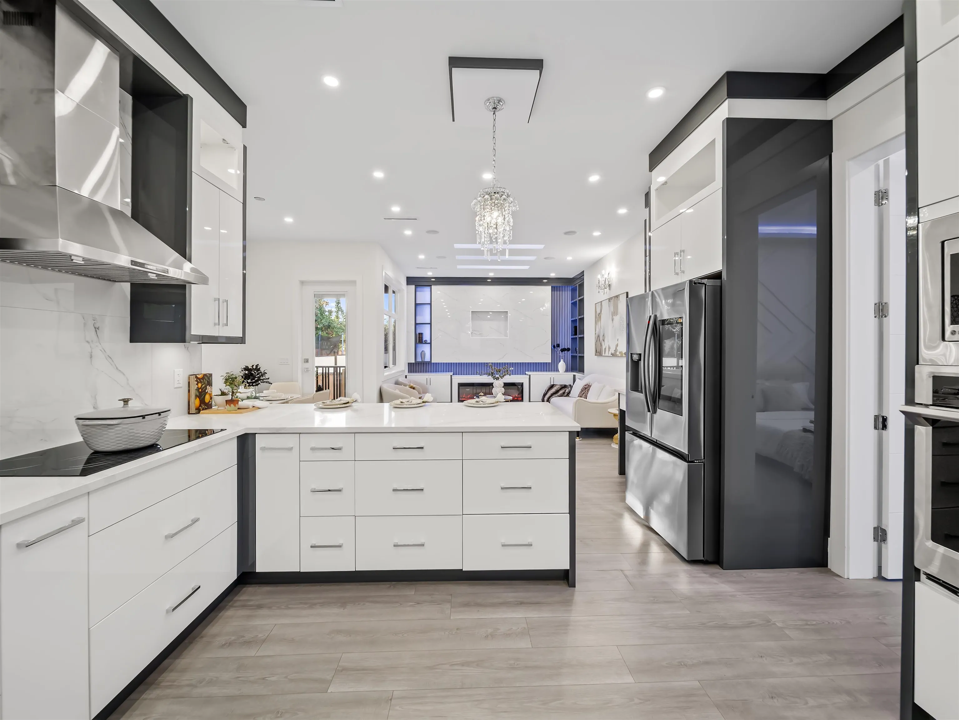 9885 Huckleberry Drive