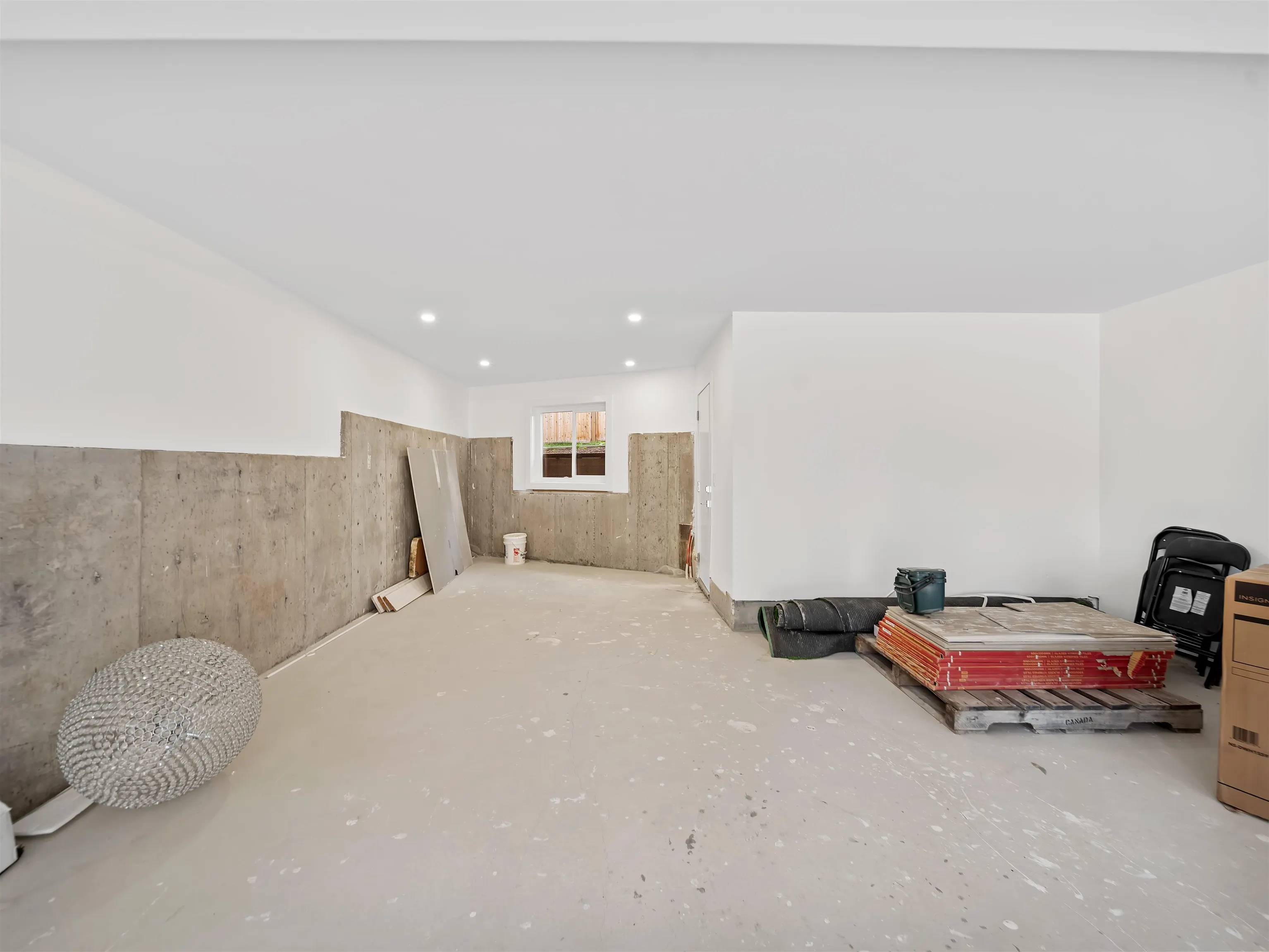 9885 Huckleberry Drive
