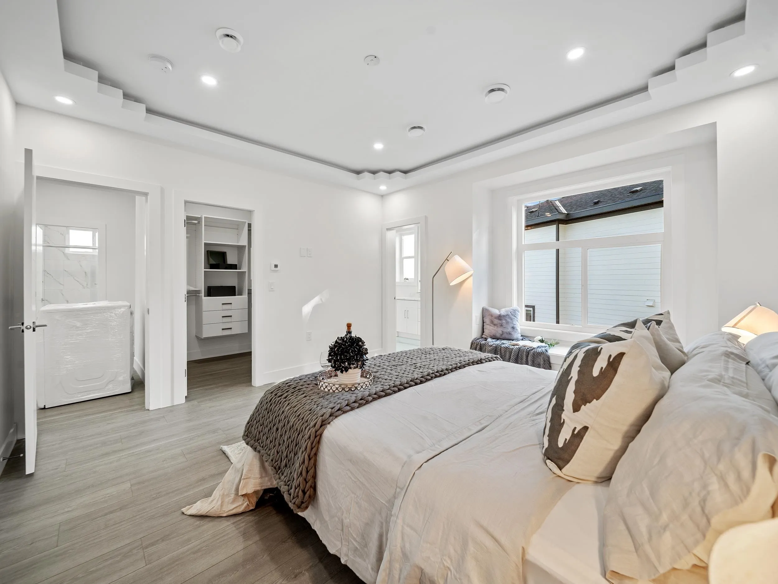 9885 Huckleberry Drive