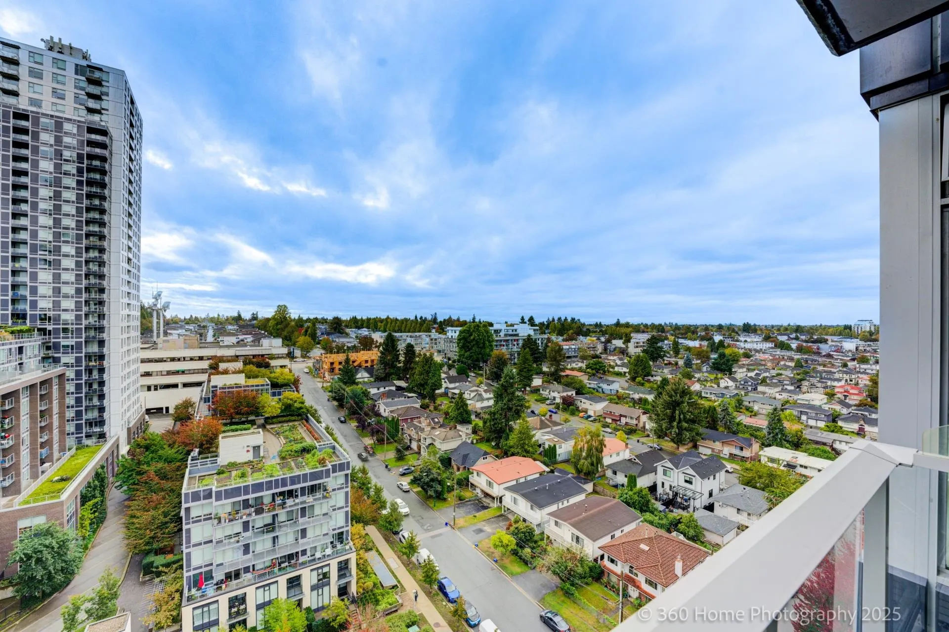 1803 5470 Ormidale Street