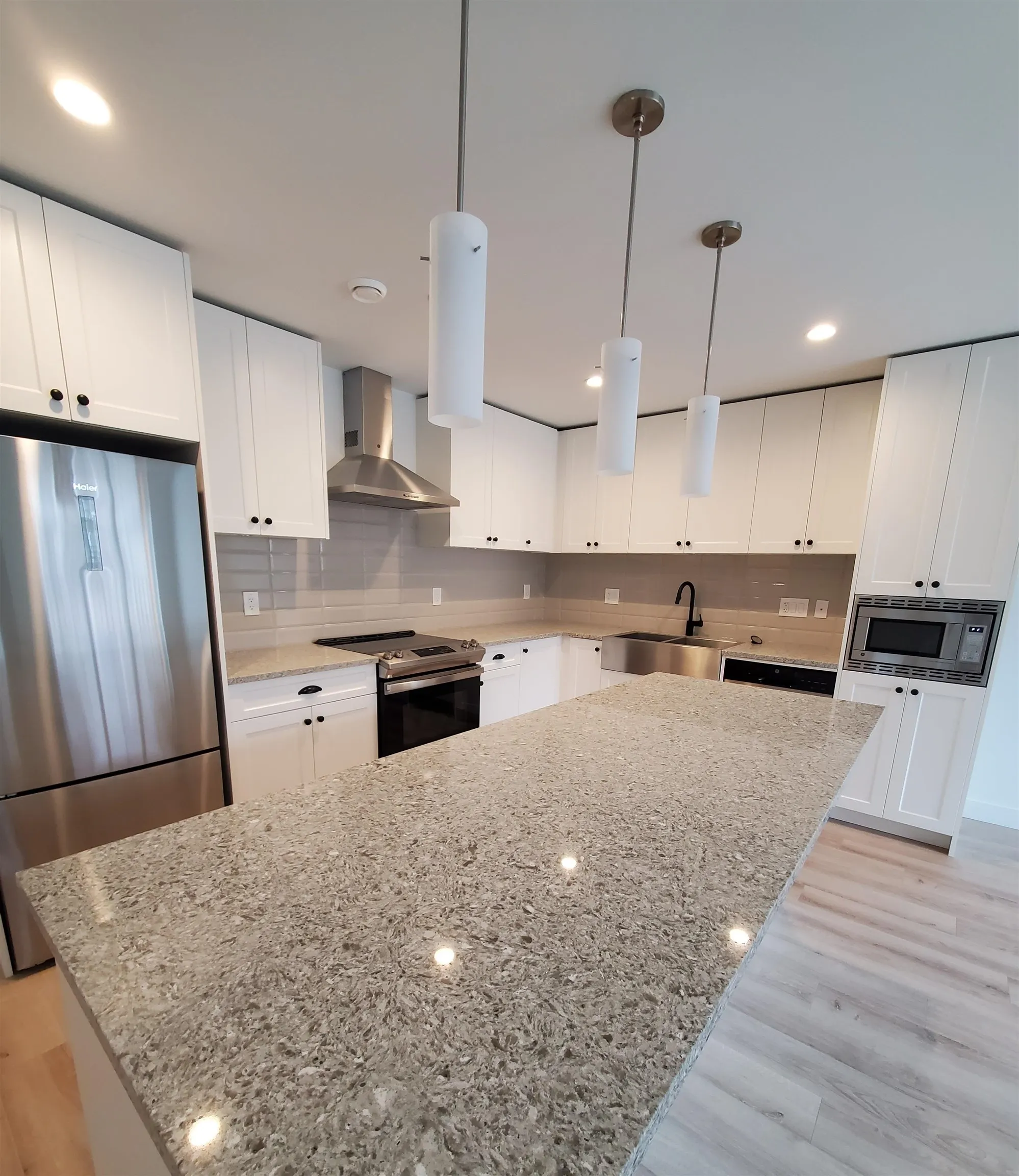 75 20487 65 Avenue