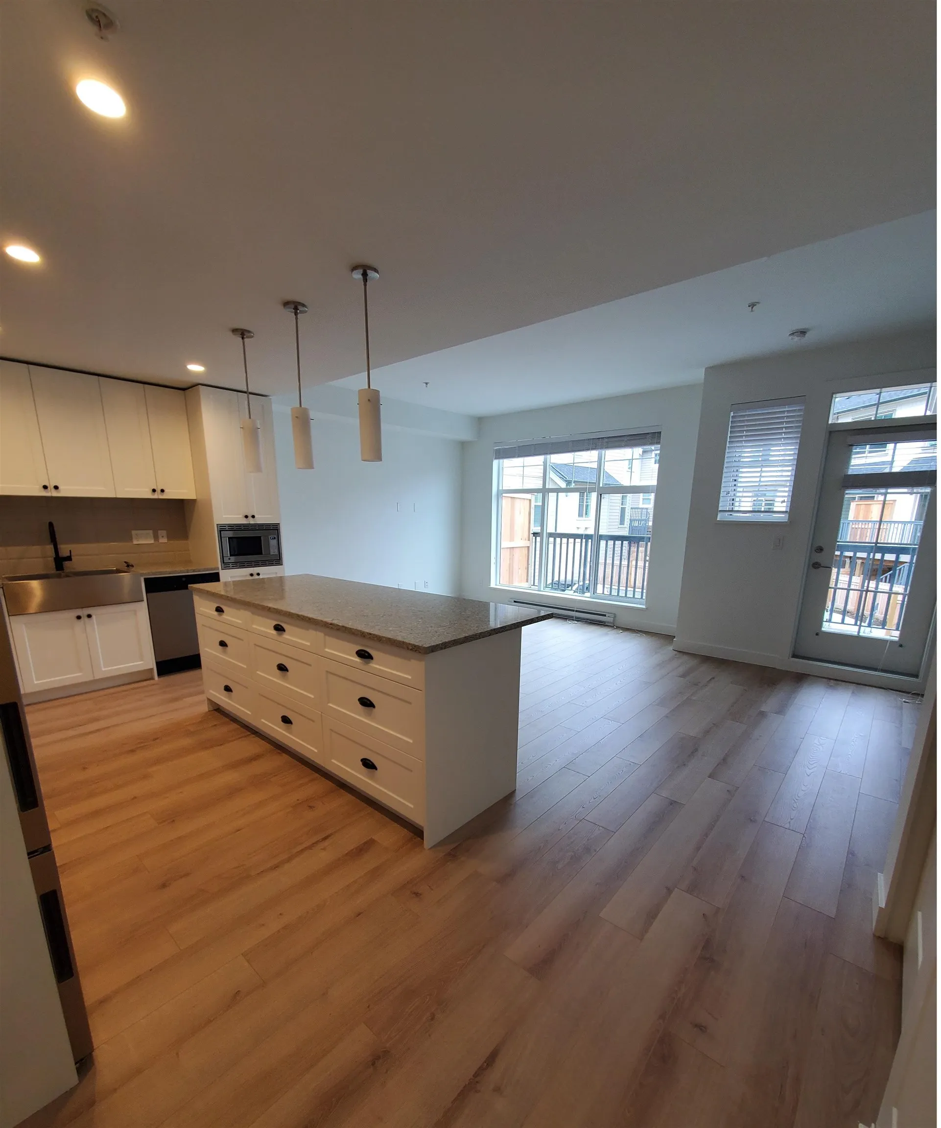 75 20487 65 Avenue