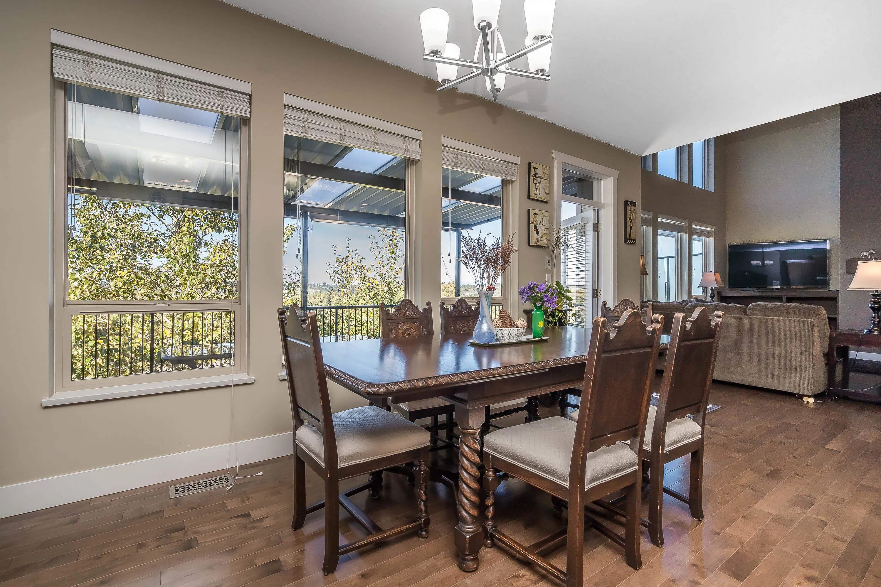 3125 Lukiv Terrace
