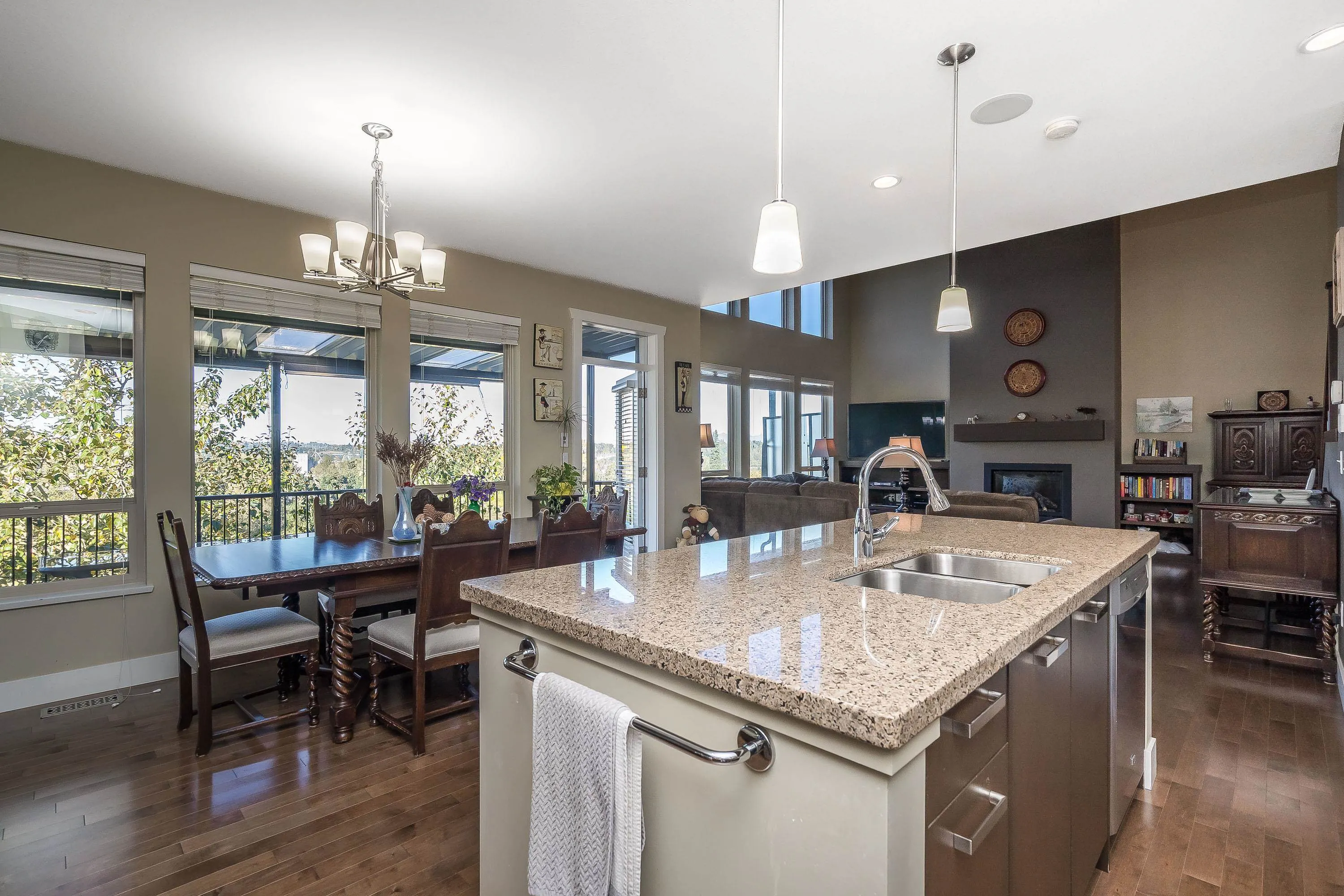 3125 Lukiv Terrace