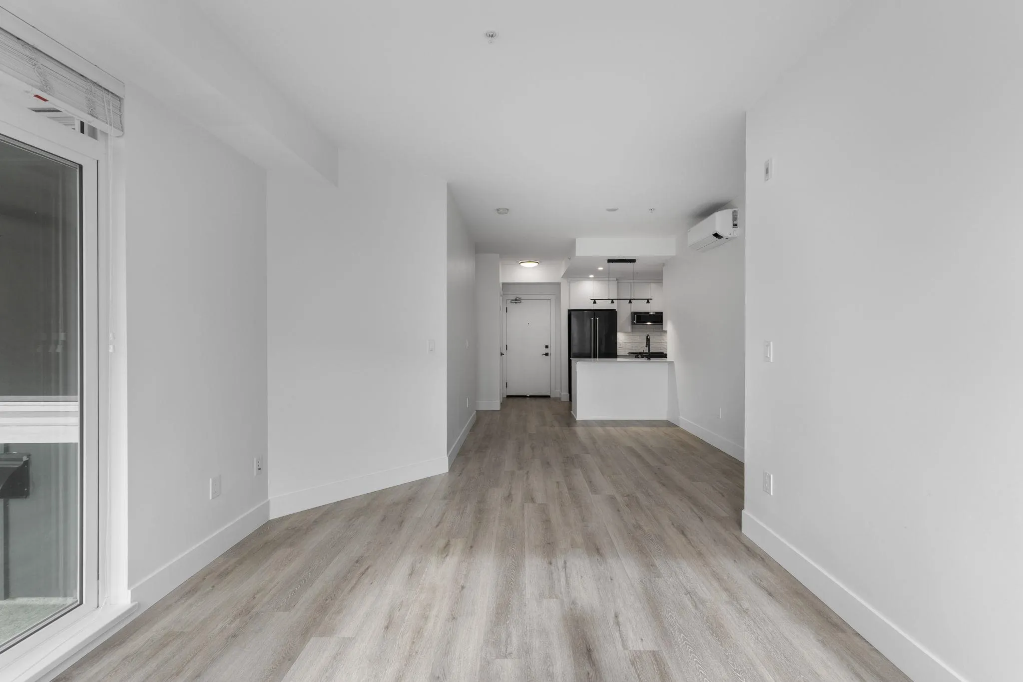 2408 2180 Kelly Avenue