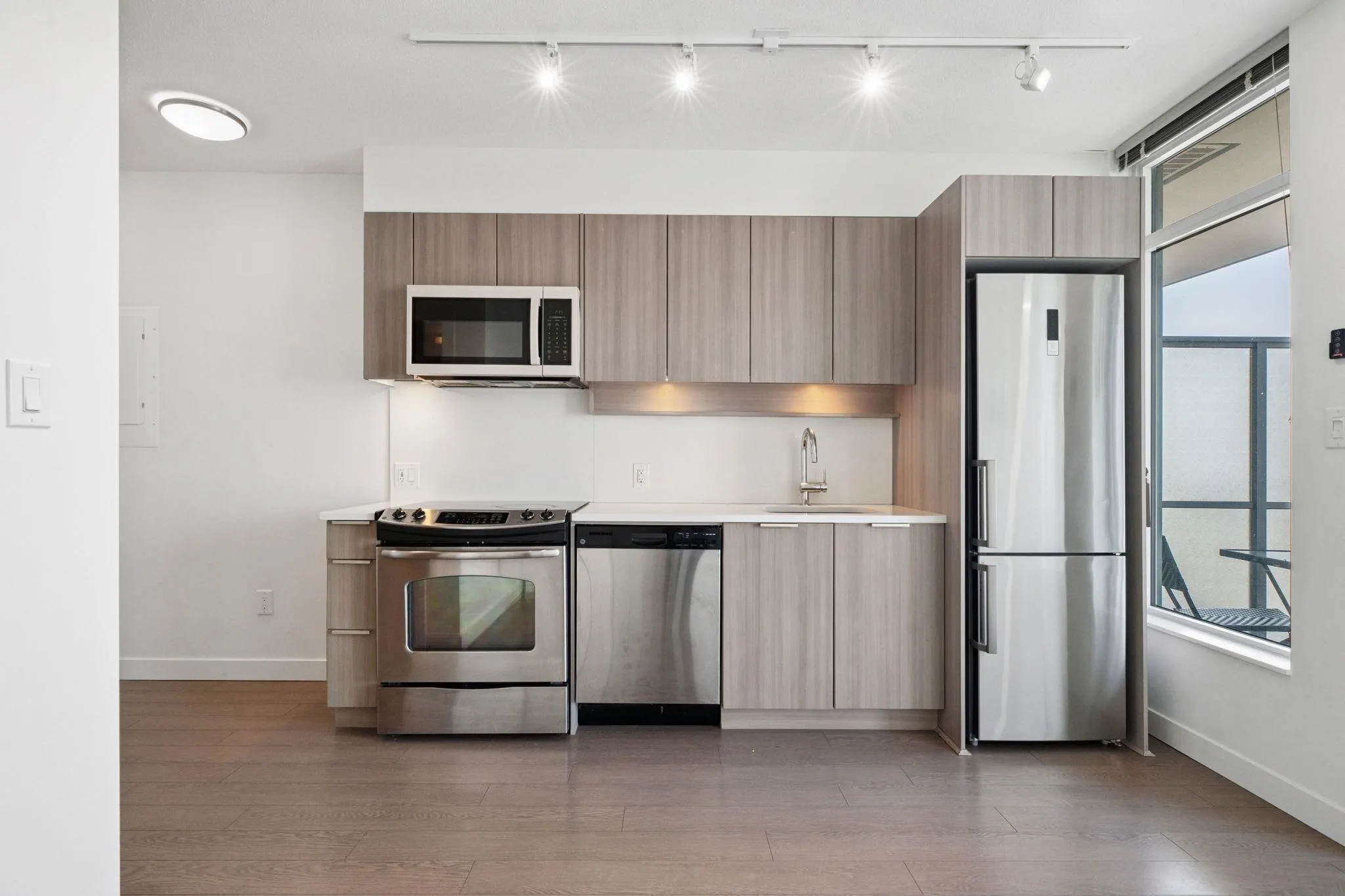1813 13308 Central Avenue