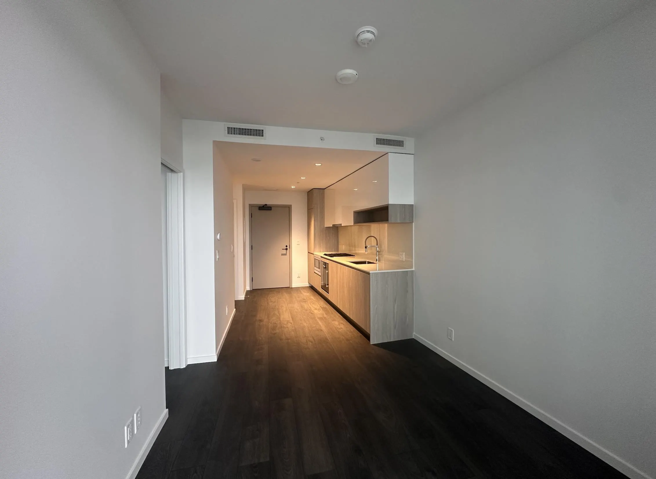 740 6808 Minoru Boulevard