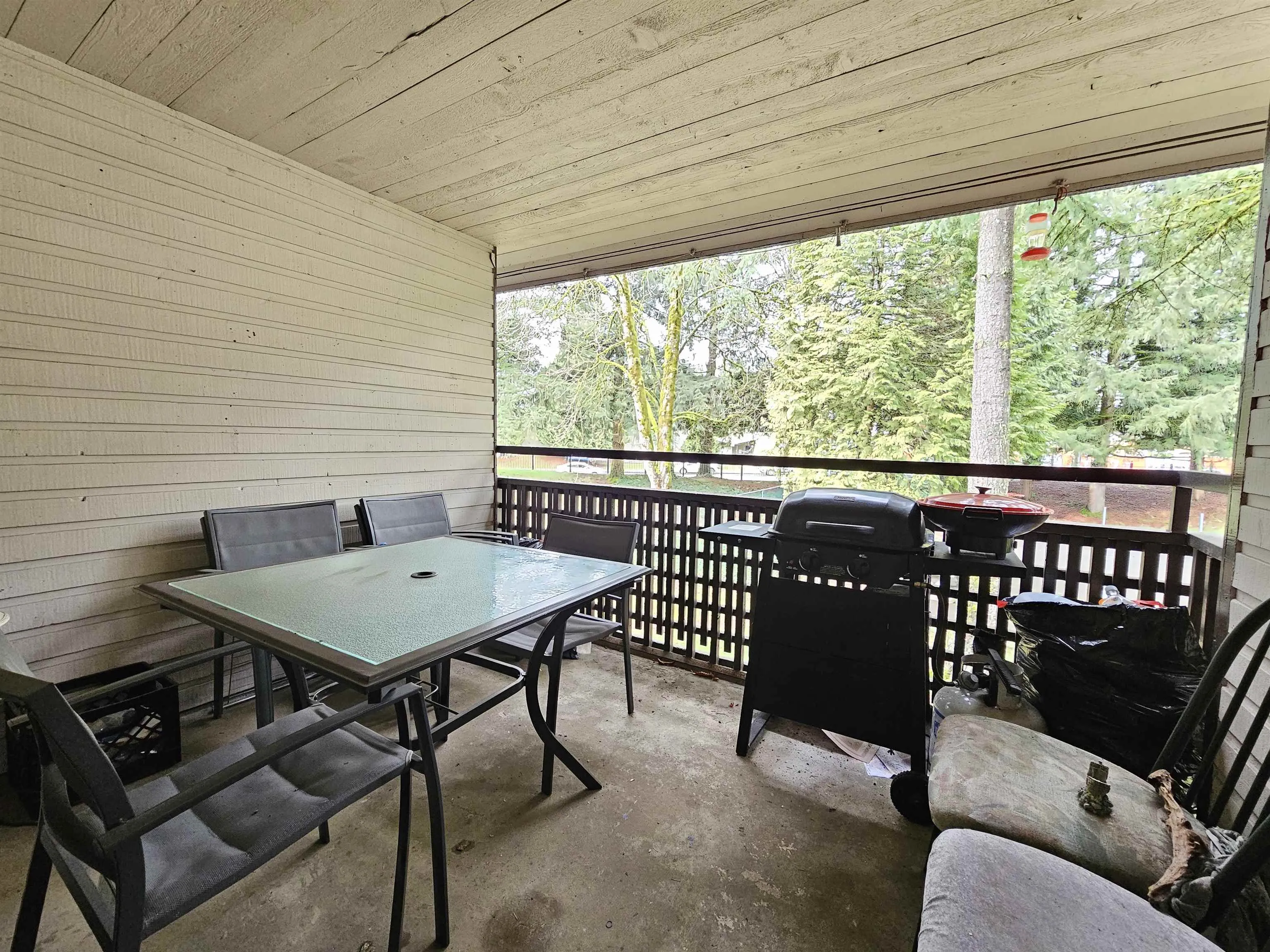 10539 Holly Park Lane