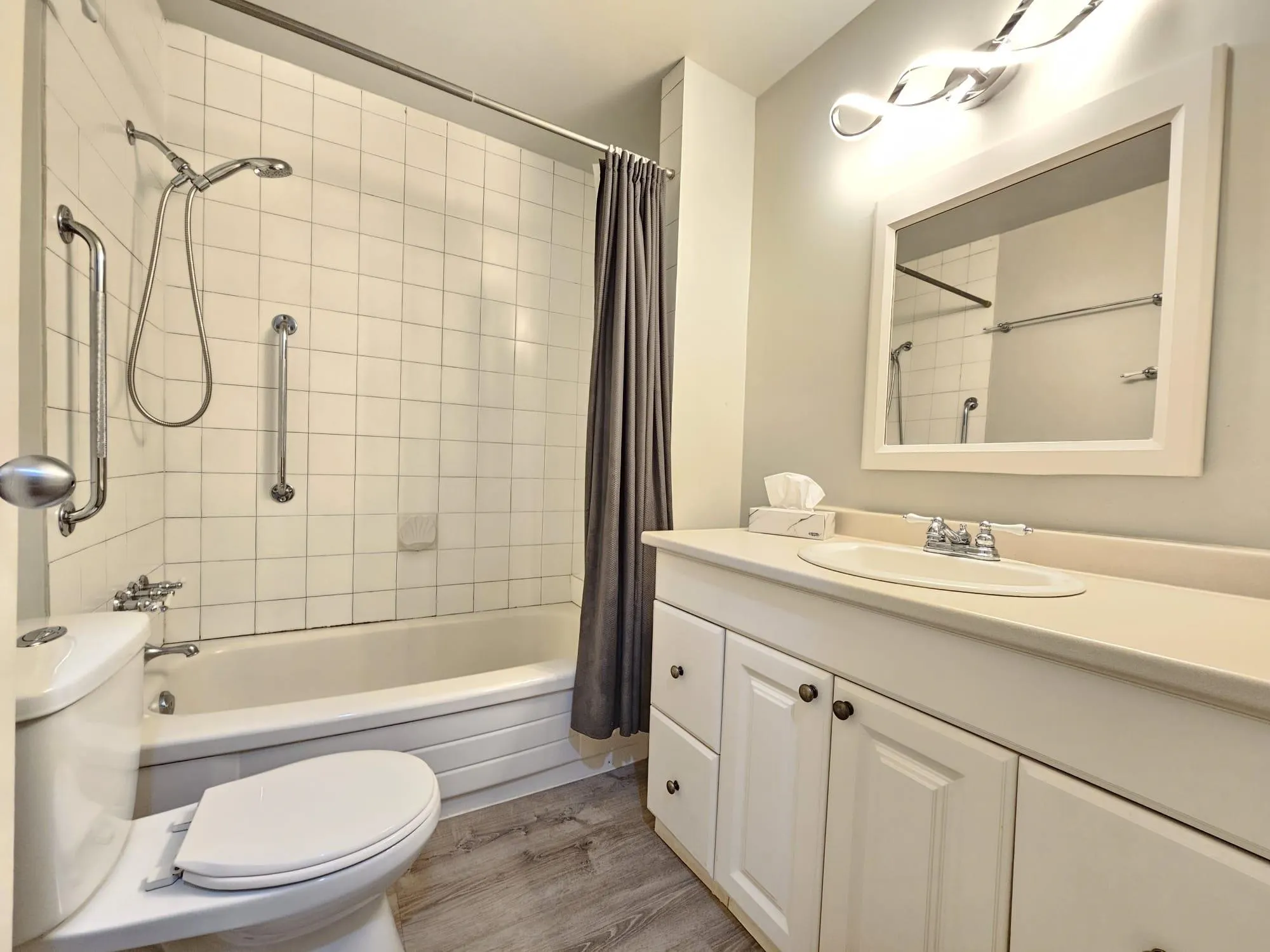 10539 Holly Park Lane