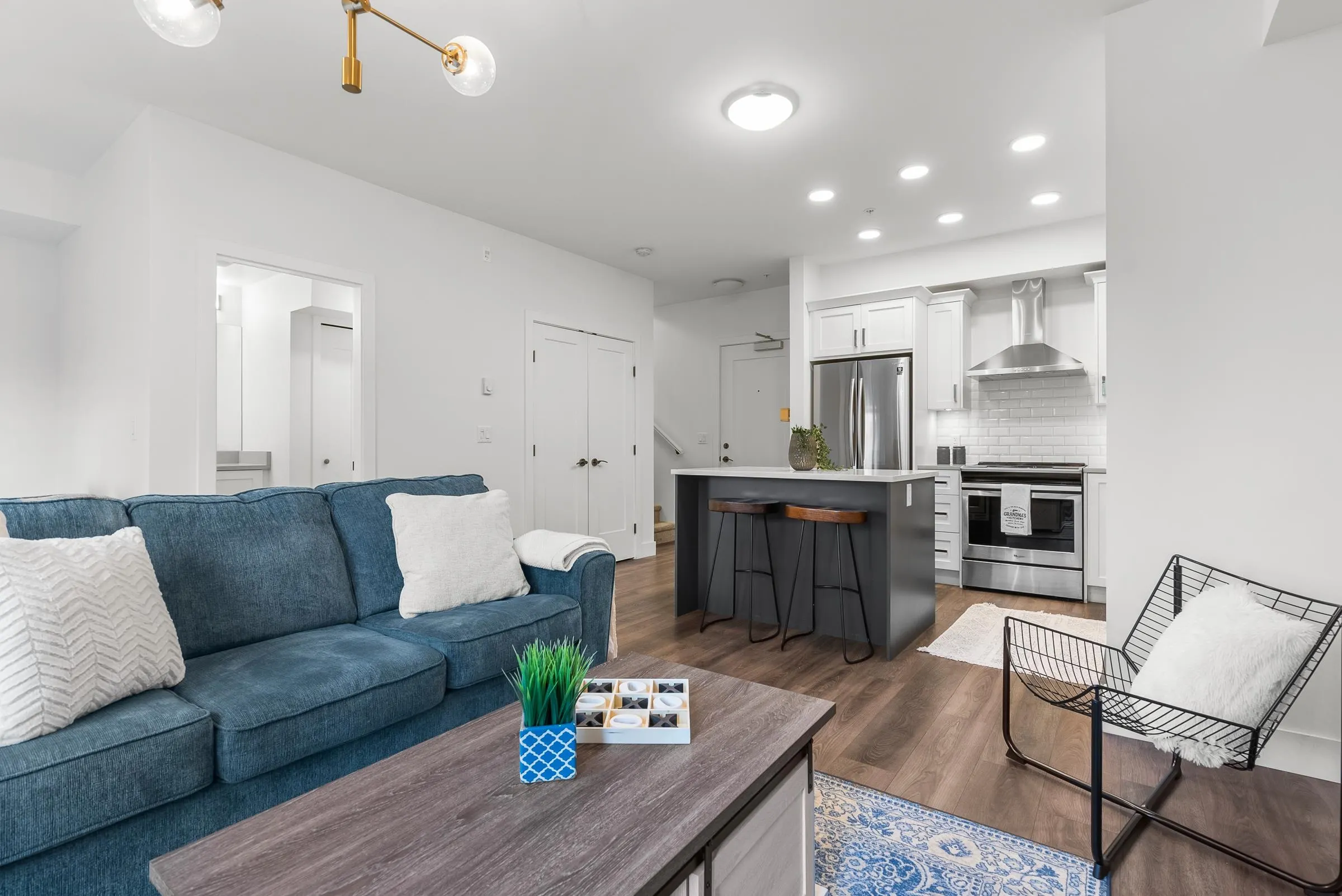 305 33568 George Ferguson Way