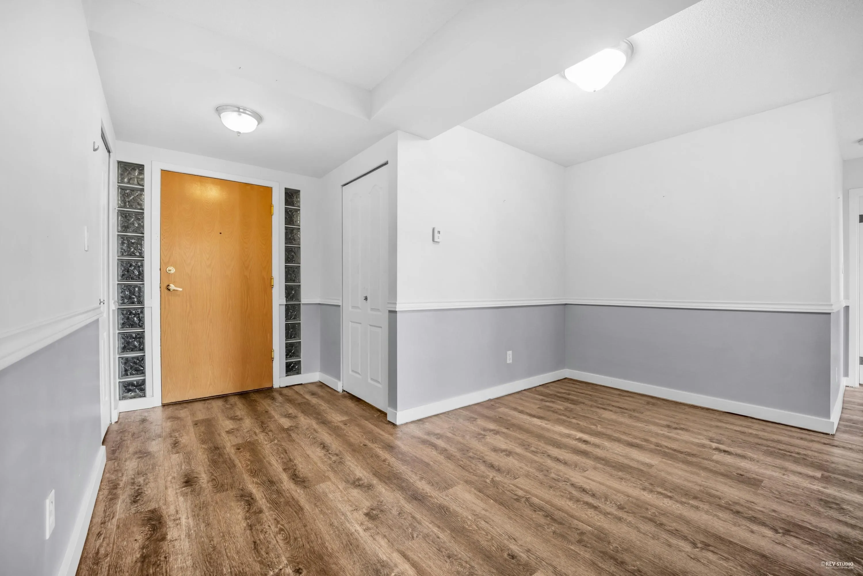606 3061 E Kent Avenue North