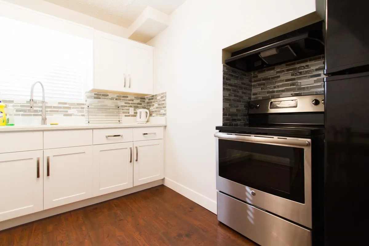 29XX E 28th Avenue