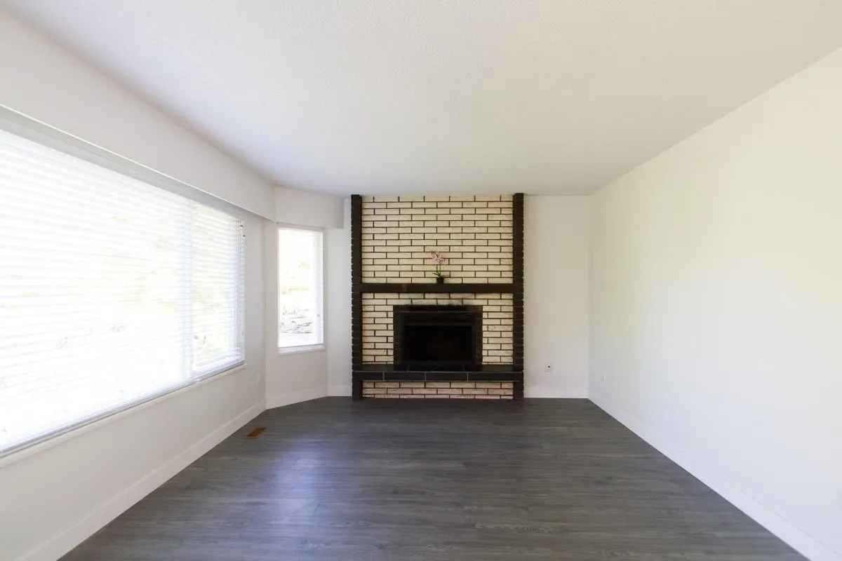 29XX E 28th Avenue