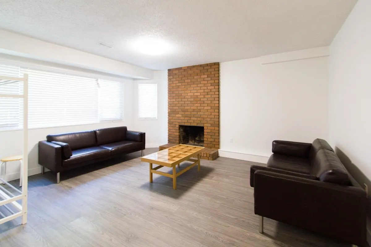 29XX E 28th Avenue