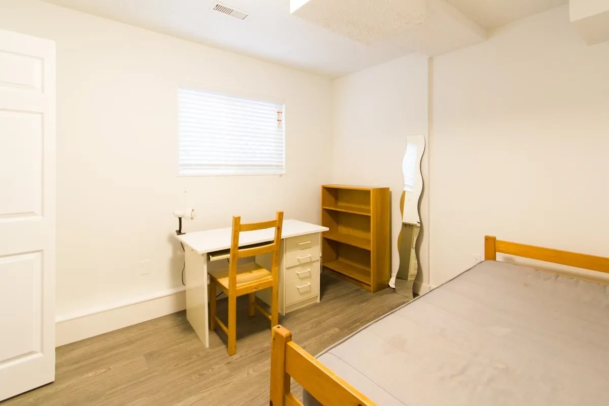 29XX E 28th Avenue