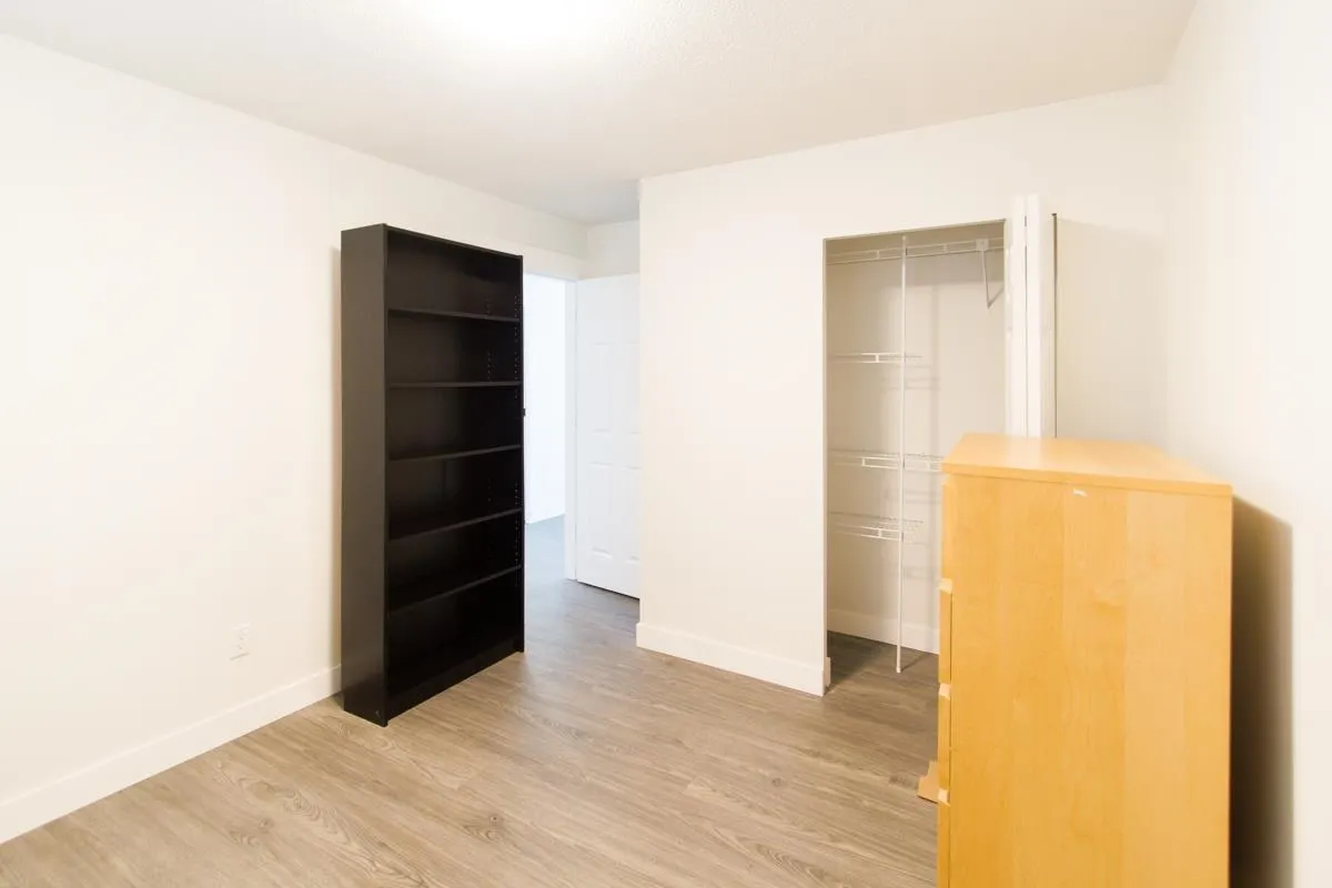 29XX E 28th Avenue