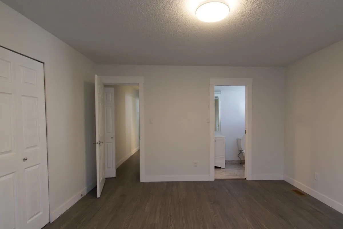 29XX E 28th Avenue