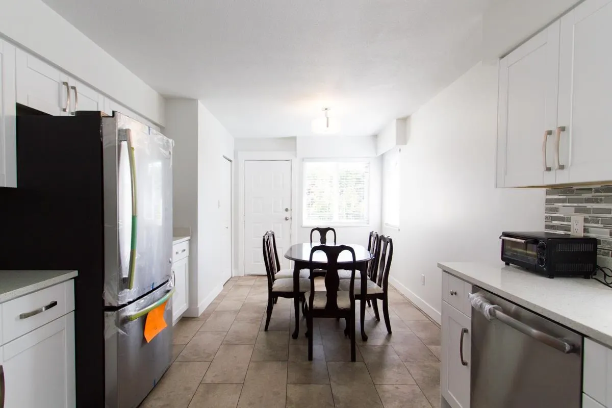 29XX E 28th Avenue