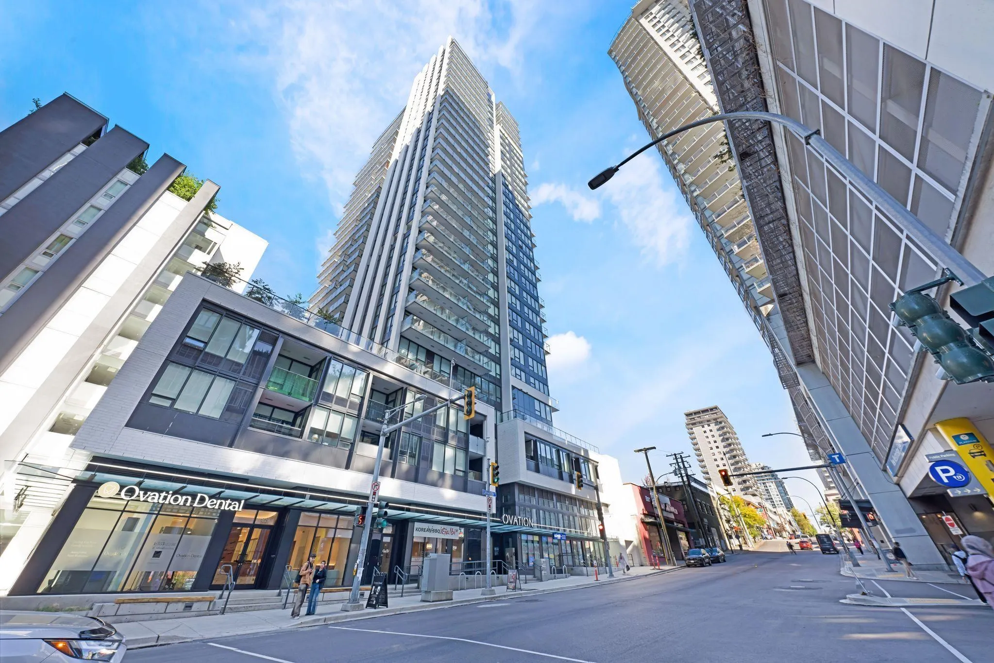 2401 823 Carnarvon Street