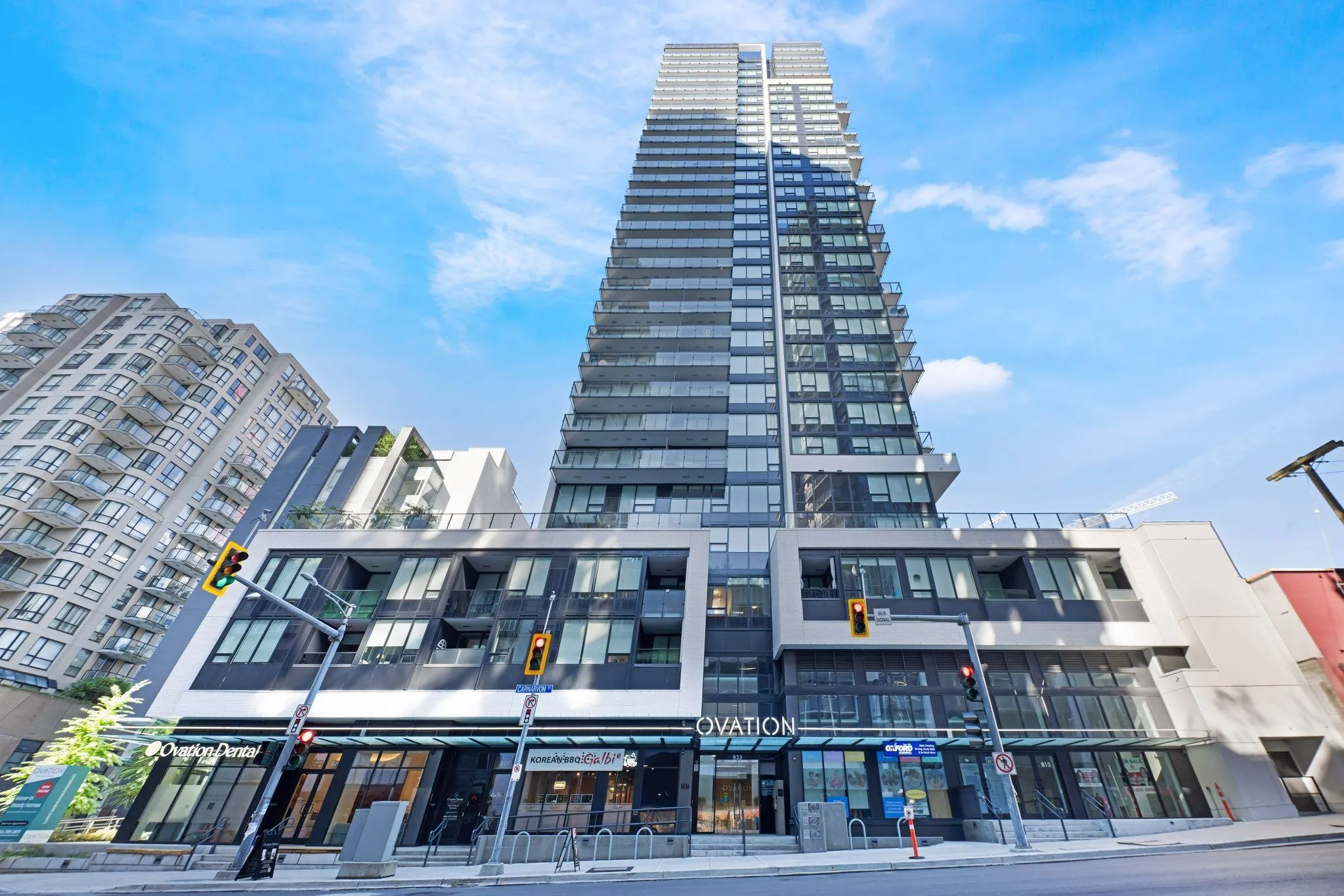 2401 823 Carnarvon Street